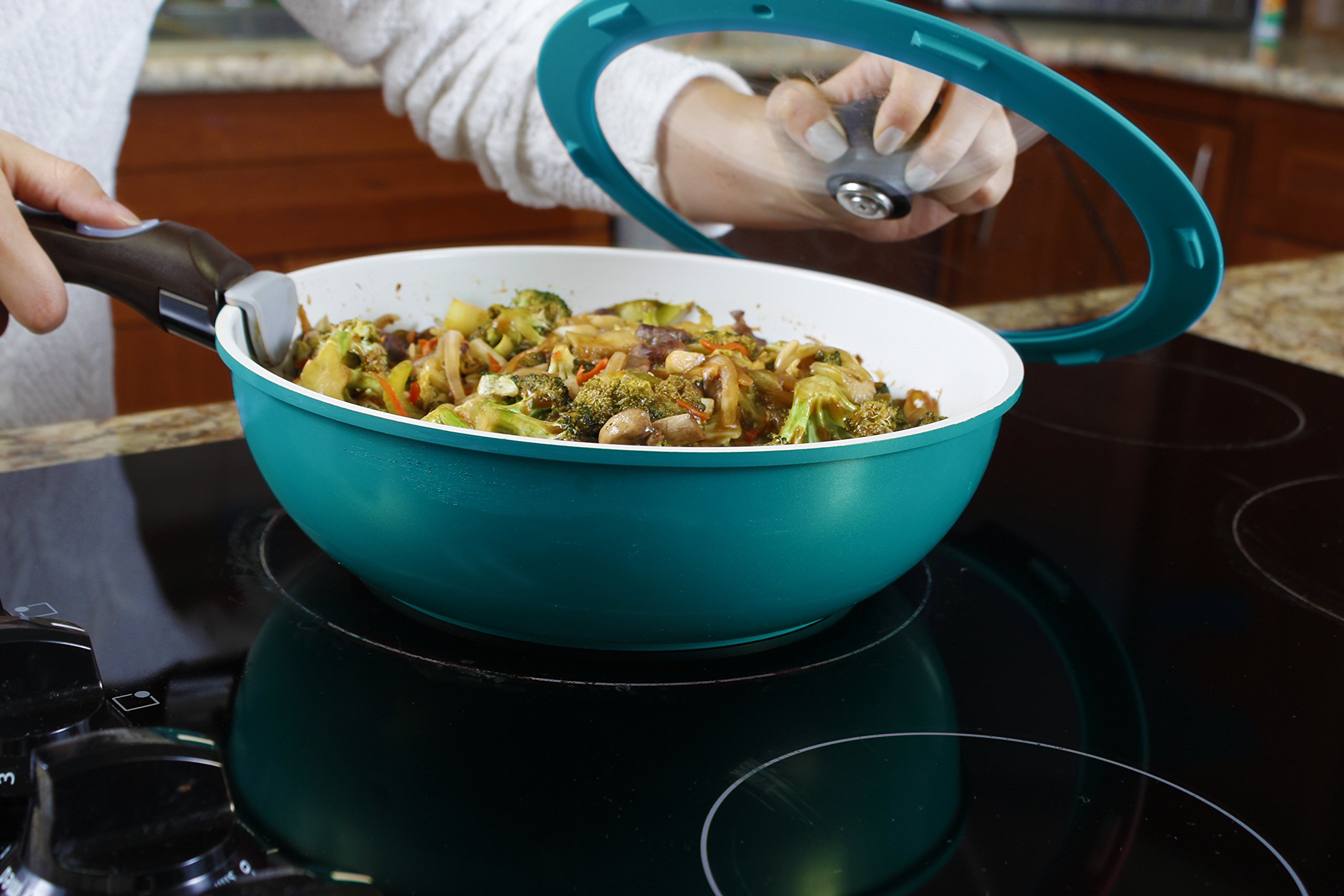 Neoflam Midas Ceramic Nonstick Cookware Set with Detachable Handle