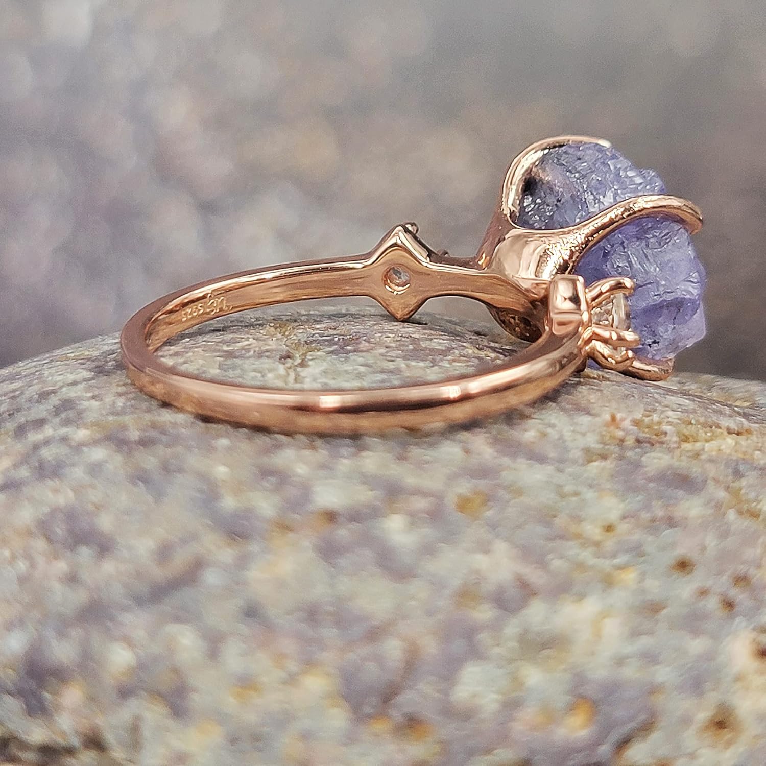 Raw Crystal Ring Birthstone Rose Gold and Quartz Solitaire Jewelry gift for her Christmas Mothers Day Birthday Valentine Statement Ring Gift Uniquelan Jewelry