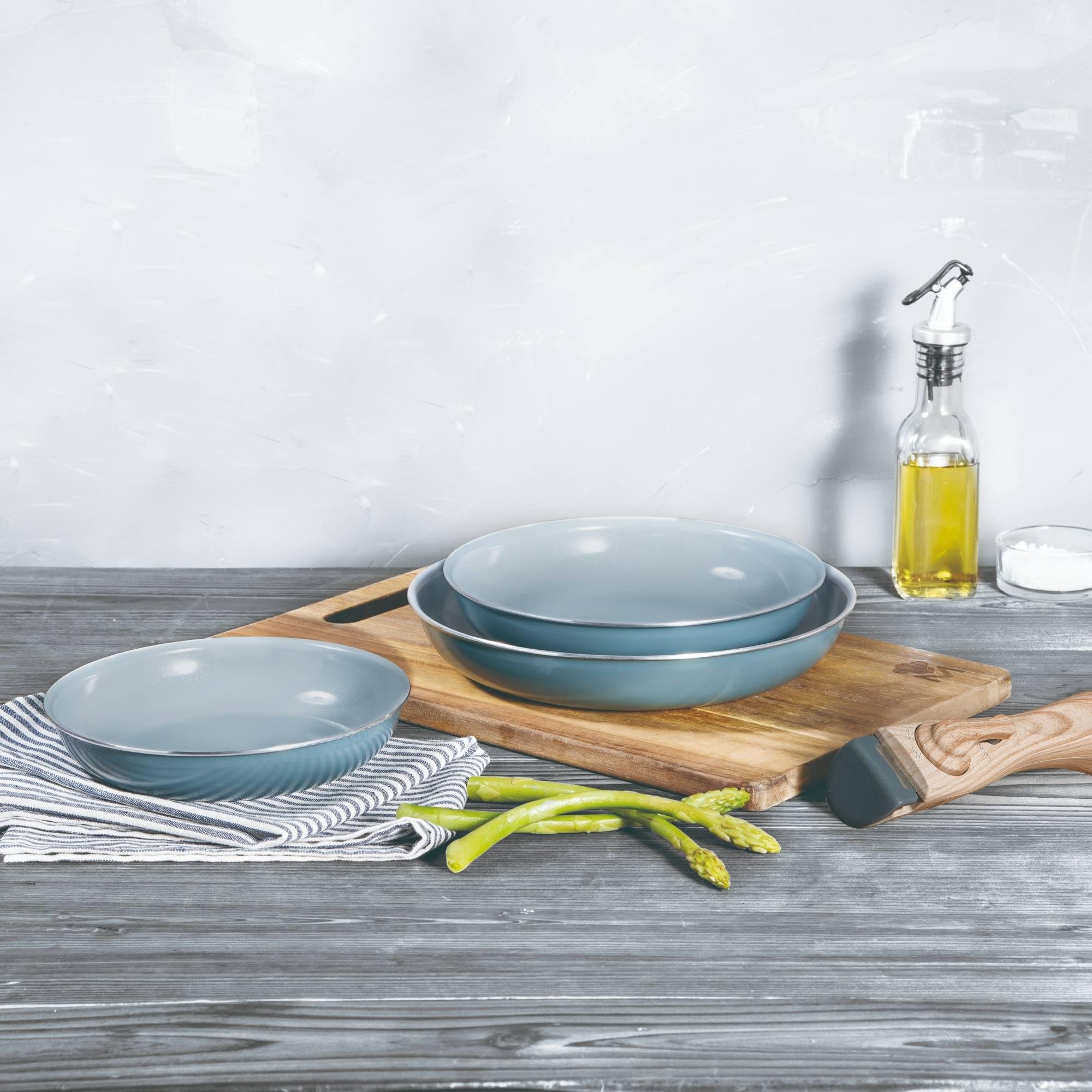 Bergner Click&Cook Juego de 3 Sartenes Ø18Ø20Ø24cm Aluminio prensado Verde con Mango extraíble+Juego de 3 moldes de horno redondos Ø12Ø18Ø22cm