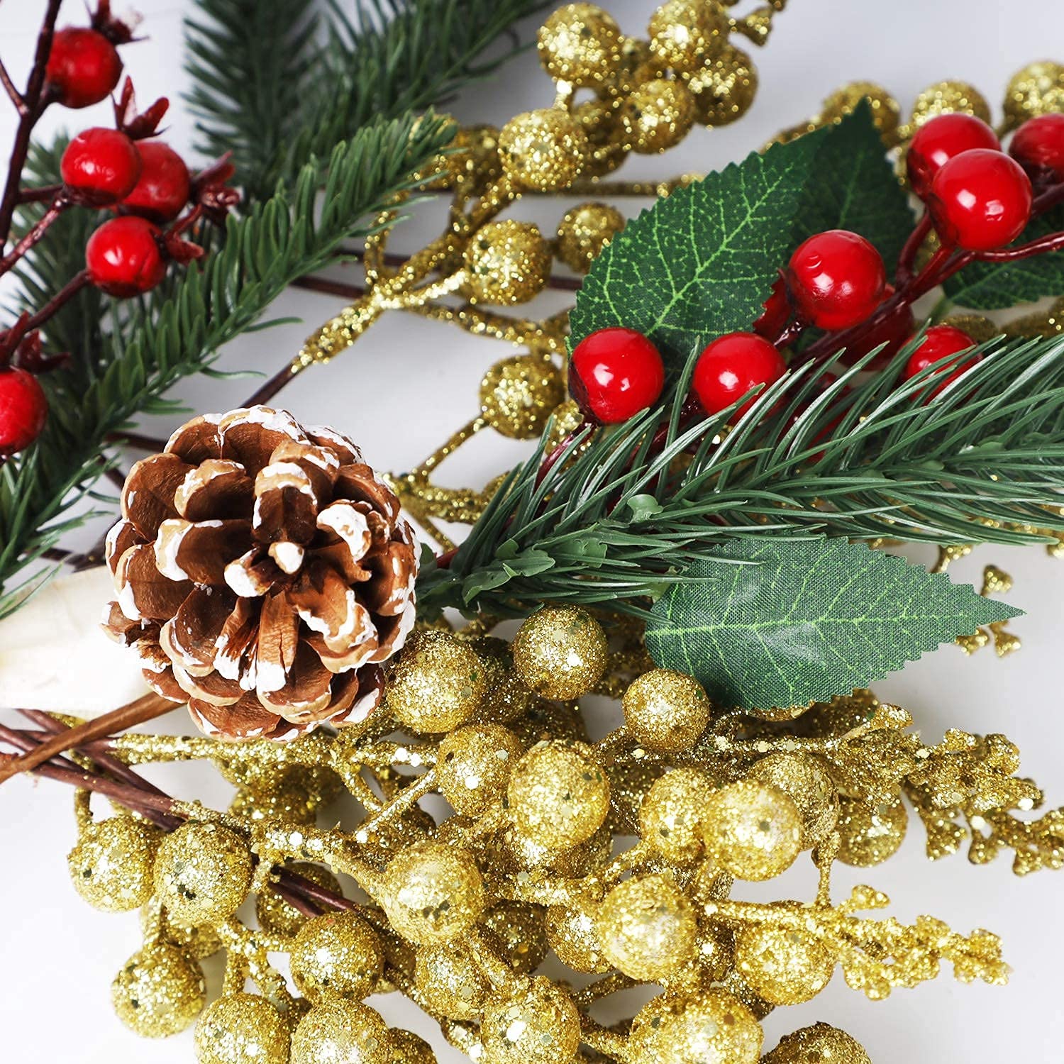 EPARTY-6 PCS 14 BARRIES Glitter Gold Berries Stems for Christmas Tree Decoration, 5.8" Artificial Christmas Golden Berry Spray for DIY Crafts Wreath Garland Christmas Ornaments Decor(Gold)