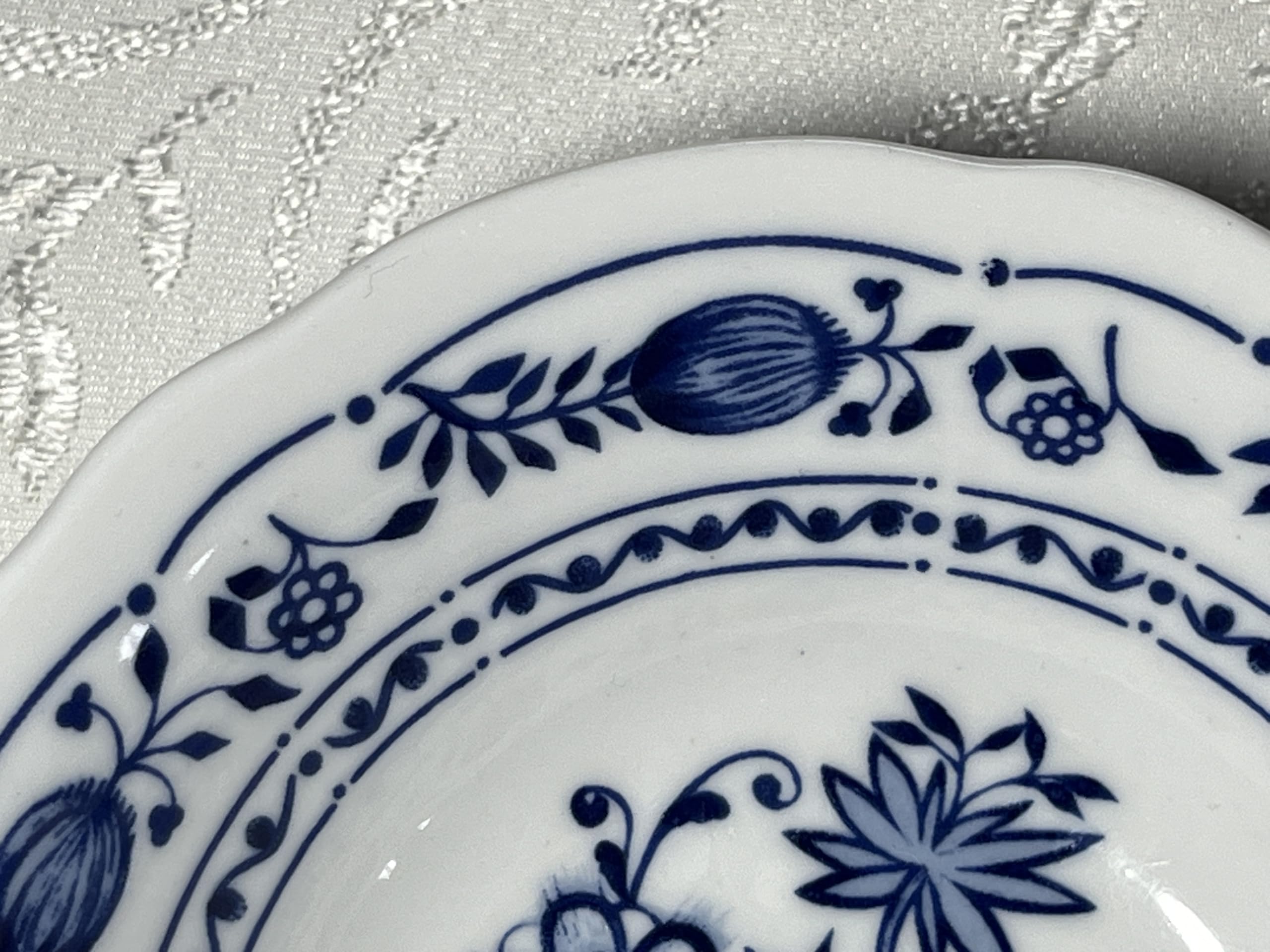 Generisch Porzellan Zwiebelmuster, kleine Schale, 13 cm breit und 4cm tief Made in Kahla
