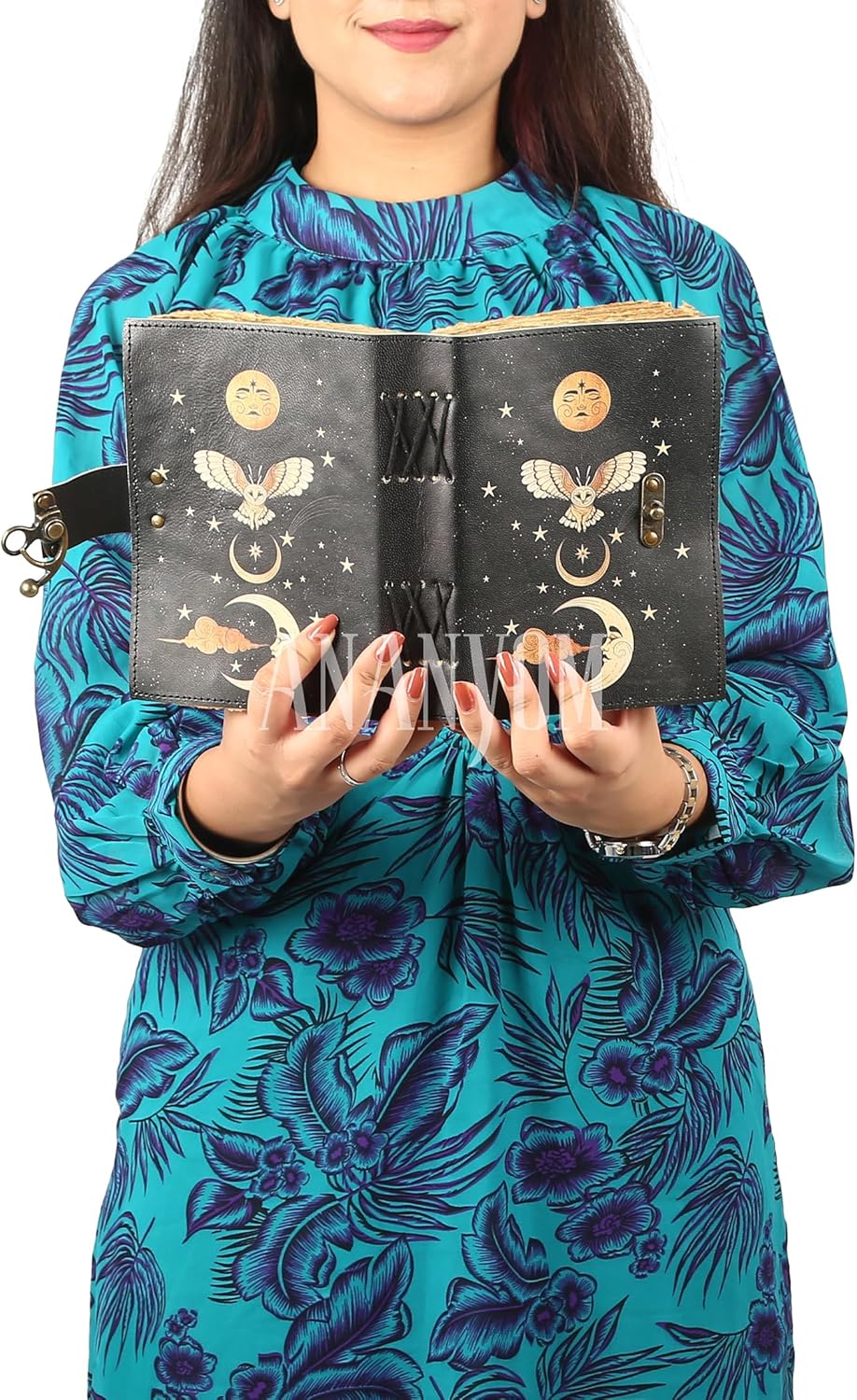 ANANYOMHandmade Black Leather Journal – Sun & Moon Embossed Notebook Diary, 7"x5” Vintage Sketchbook with Brass Clasp – 200 Unruled Deckle Edge Pages – Artist & Writer Gift, Handmade Leather Notebook