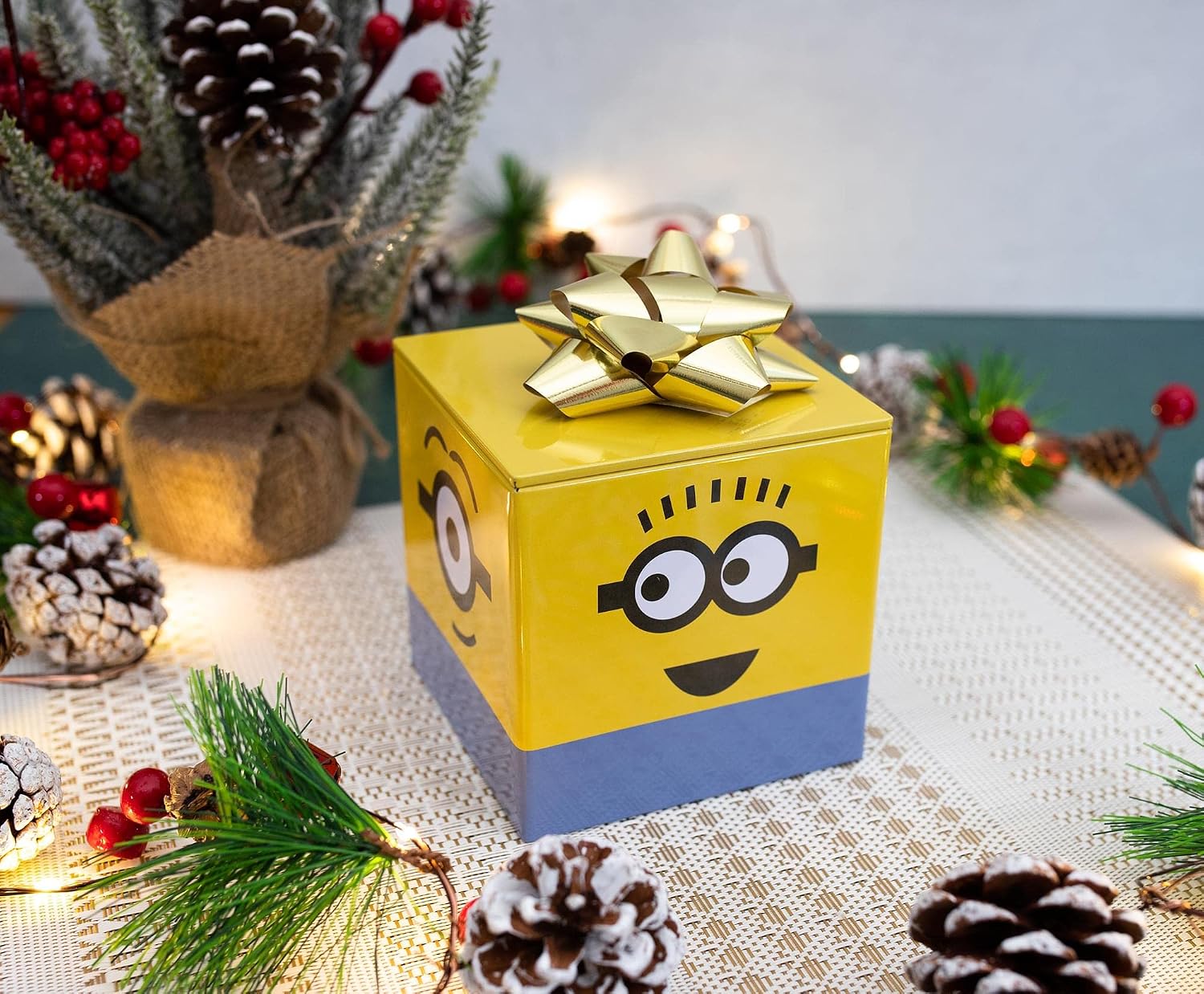Ukonic Despicable Me Minions 4-Inch Tin Storage Box Cube Organizer with Lid | Basket Container, Cubby Cube Closet Organizer, Home Decor Playroom Accessories | Cute Gifts And Collectibles