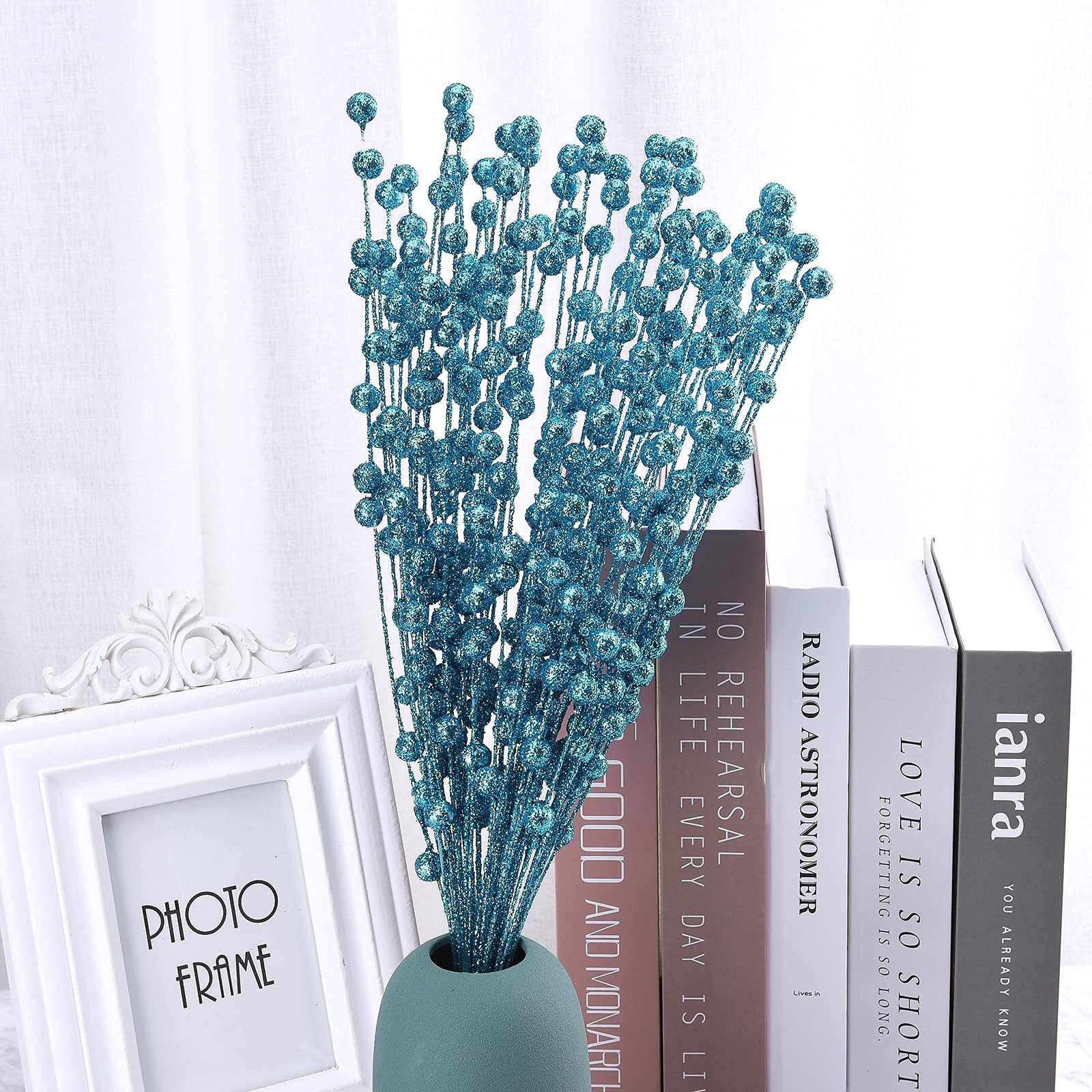 GWOKWAI 100 Pack Christmas Glitter Berries Stems, 13.8In Artificial Red Berry Stems Ornaments Glitter Christmas Tree Picks for Christmas Tree DIY Wreath Flower Arrangement Holiday Decor