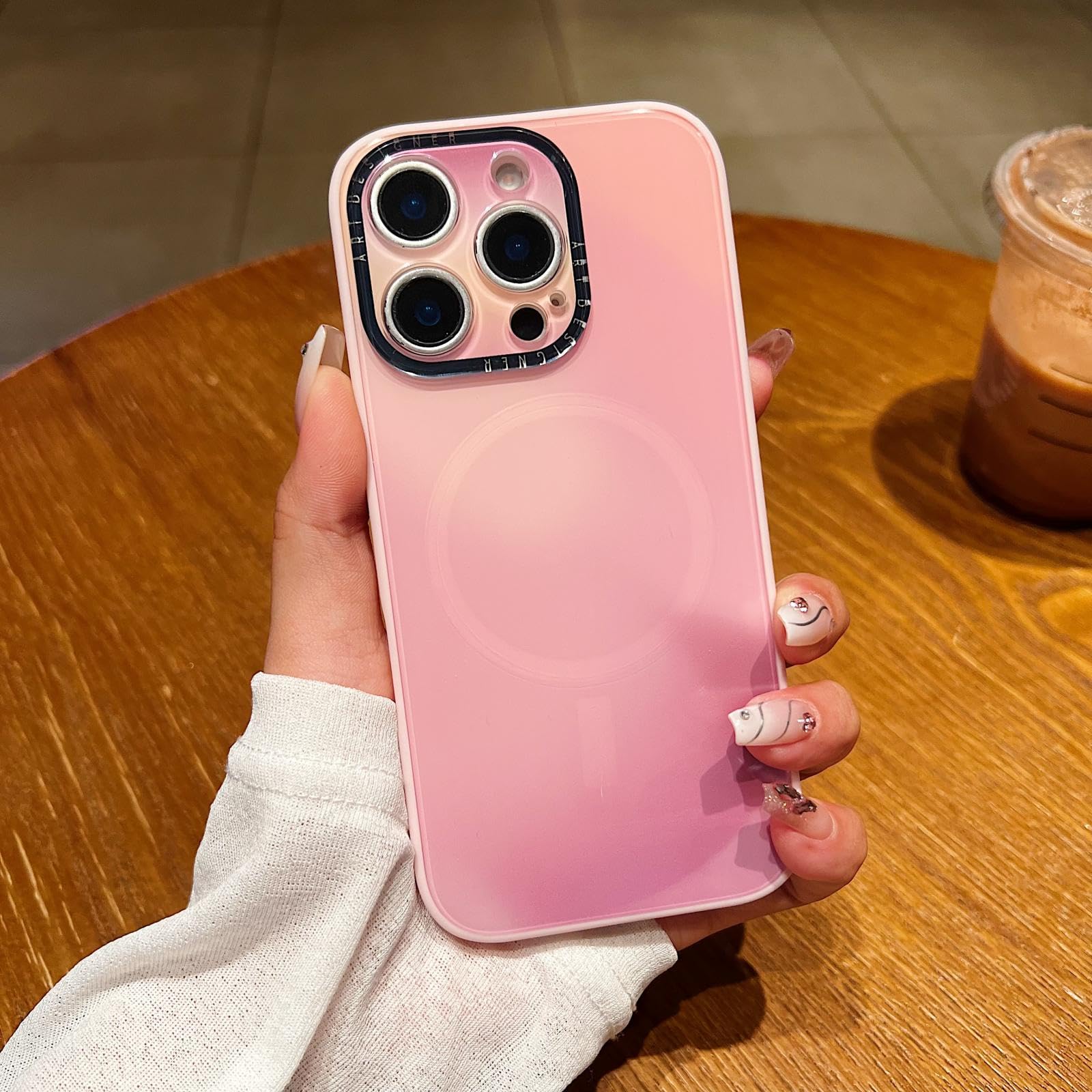 Coque iPhone 16 rose antichoc et magnétique avec dégradé de couleur