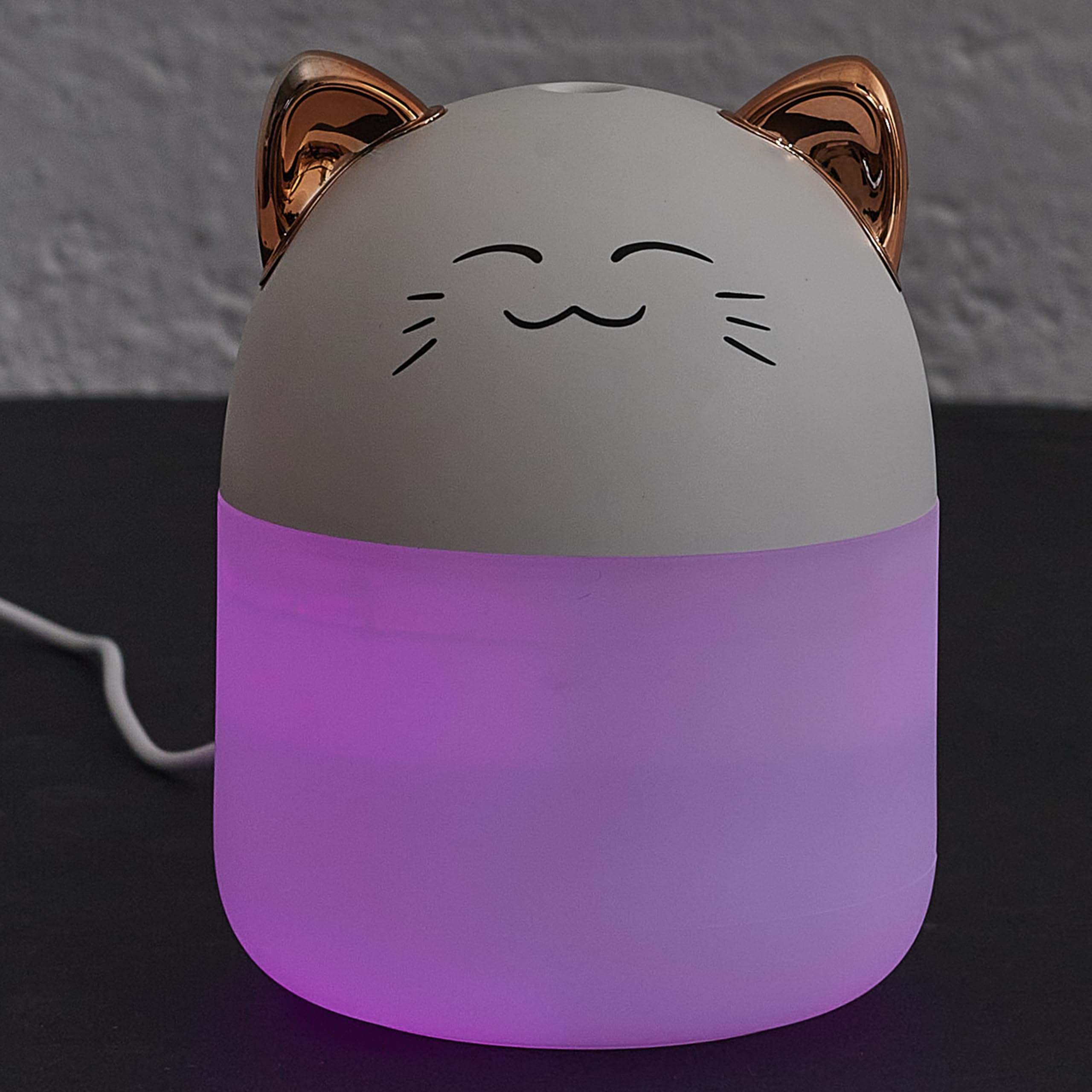 HOME DECO FACTORY, VE6082, dyfuzor olejków eterycznych Led'Kawaii Cat, uroczy design, wielokolorowe oświetlenie LED, idealne do domu, relaksująca atmosfera, kompaktowy rozmiar, różne wzornictwo