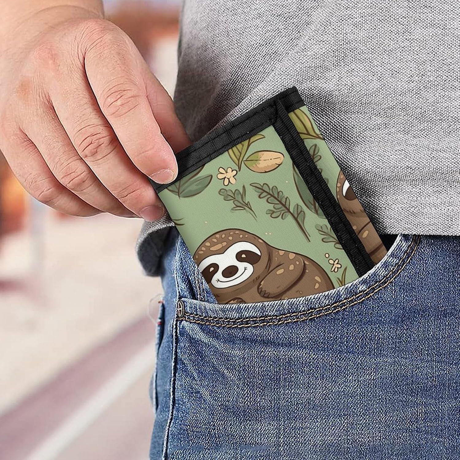 Trifold Canvas Wallet with Keychain, Modern Fashion Credit Card Holder Wallet for Men Women, Sloth on The Grass Slim Wallets W/Zipper Coin Pocket, Novelty Birthday Gift