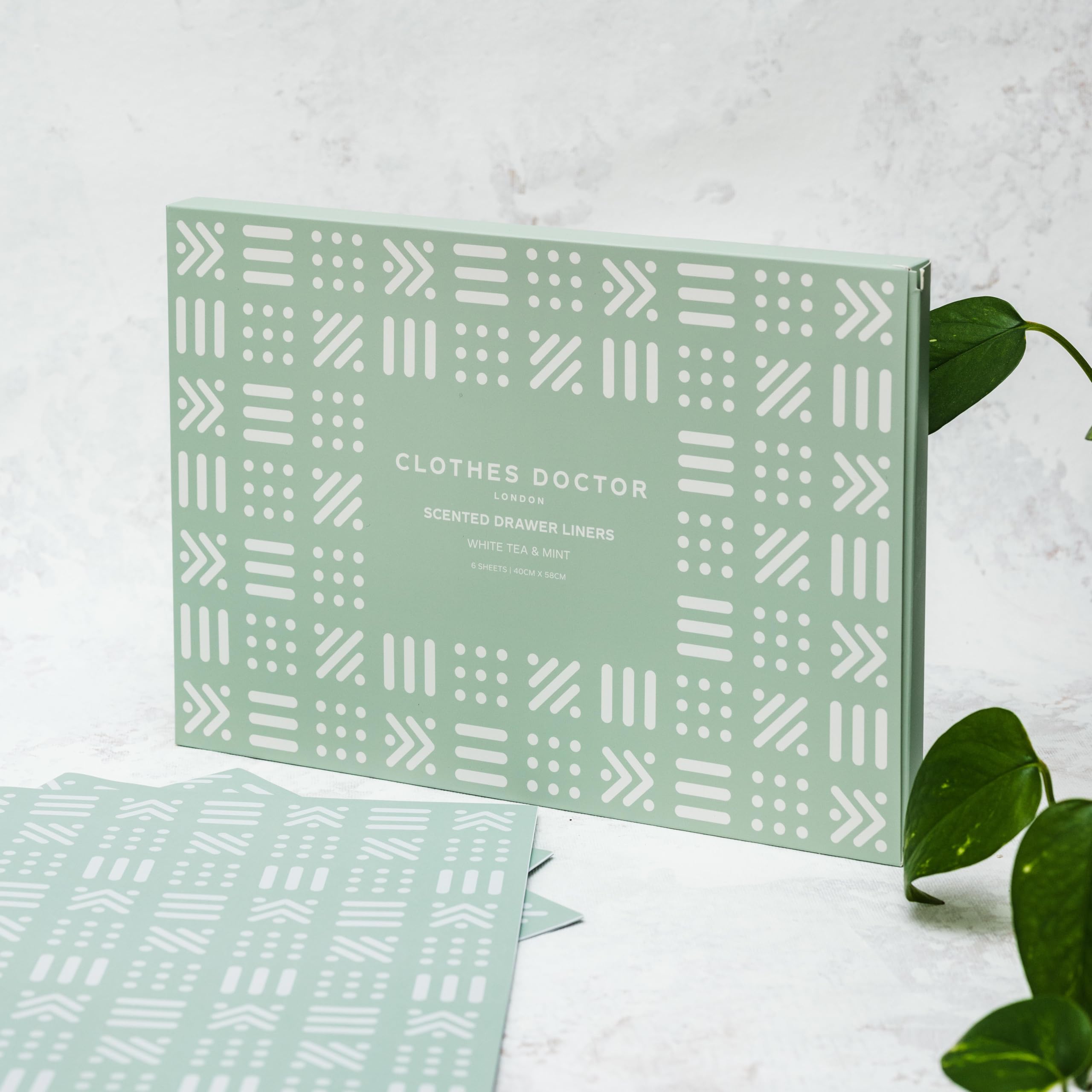 Scented Drawer Liners Infused with Essential Oils - 6 Large Sheets (58cm x 40cm), White Tea & Mint, 40W x 58L cm - Image 4