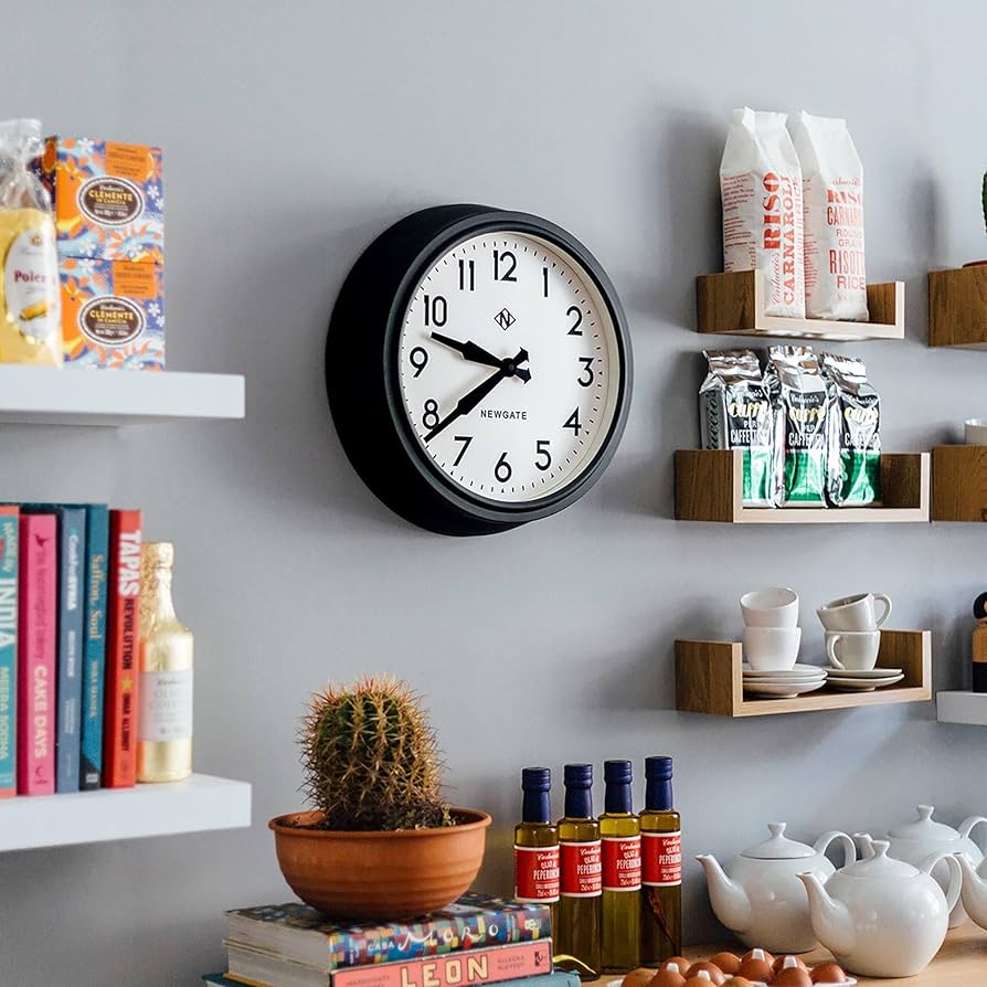 Amazon.co.jp: NEWGATE® The Electric - ブラックステーション壁掛け