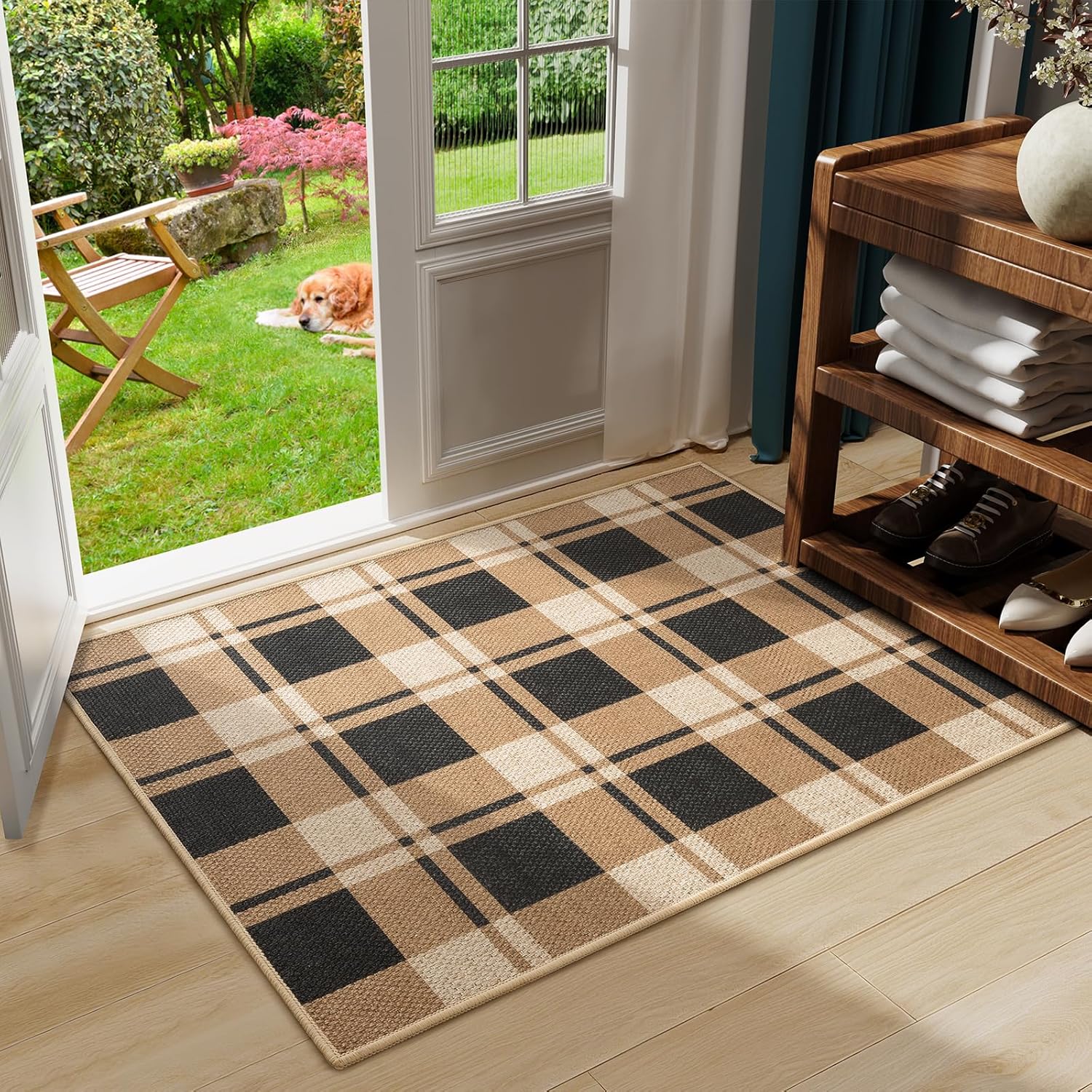 AROGAN Small Checkered Entry Rug, 2x3 Jute Rug Front Door Mat, Washable Non Slip Area Rug,Farmhouse Design Neutral Geometric Low Pile Rugs for Floor Carpet Entryway Porch Doorway, Black and Brown