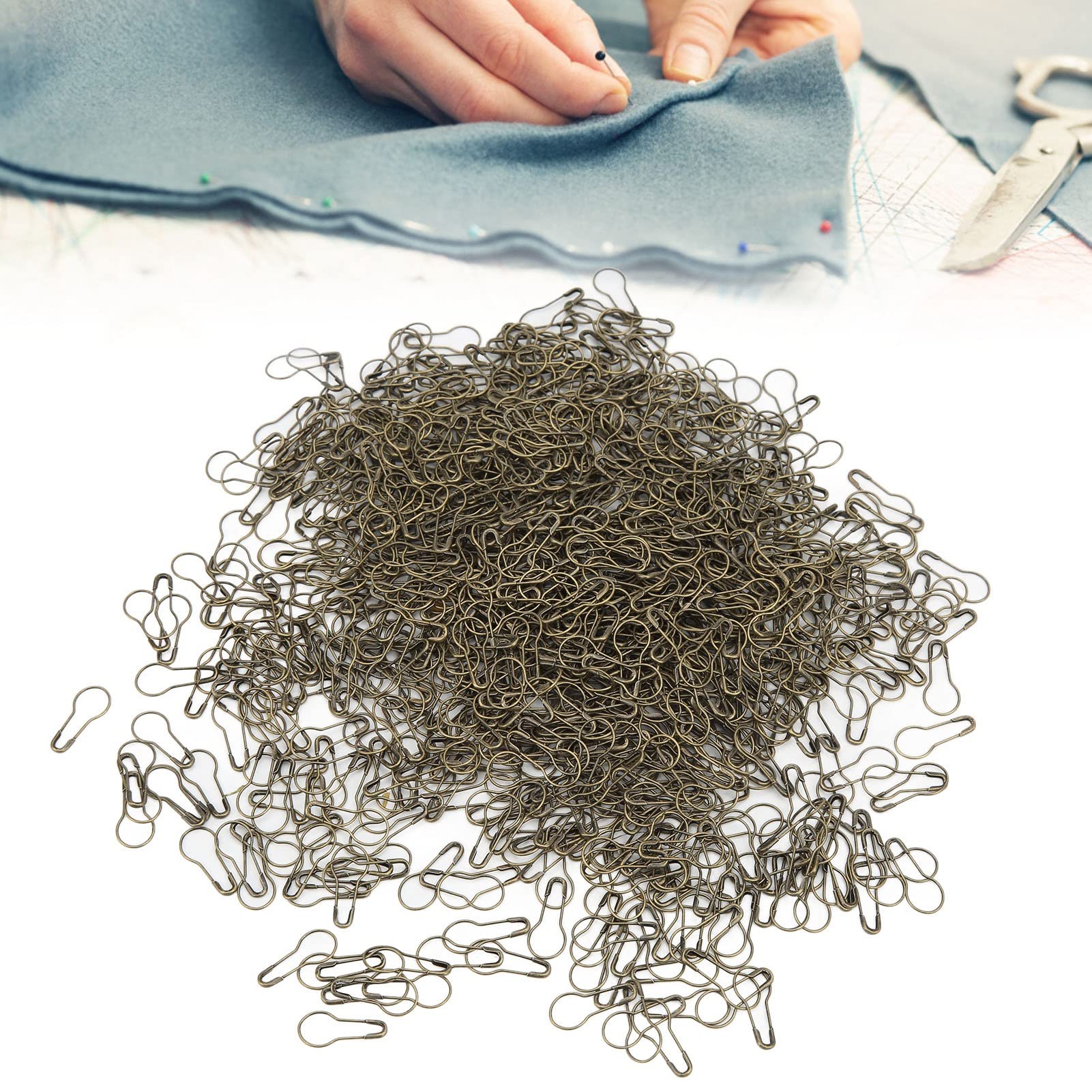 1000Pcs Small Safety Pins, Heavy Duty Variety Pack, Perfect for Clothes, Crafts, Sewing, Pinning, Multi Purpose Durable Rustproof Alloy Wide Application Antique Brass Color