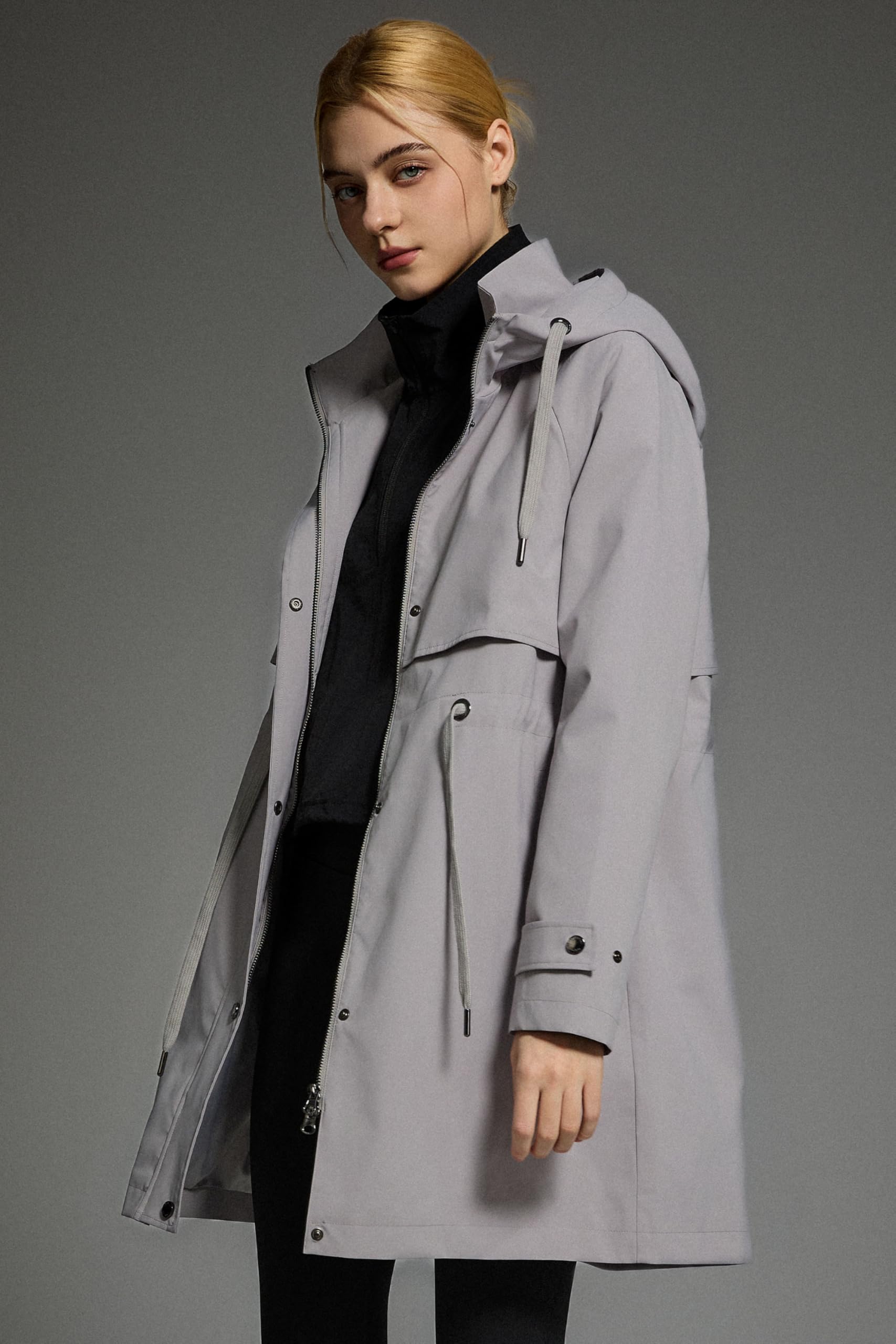 Orolay Chaqueta Cortaviento Larga con Capucha para Mujer Anoraks Activos para Exteriores