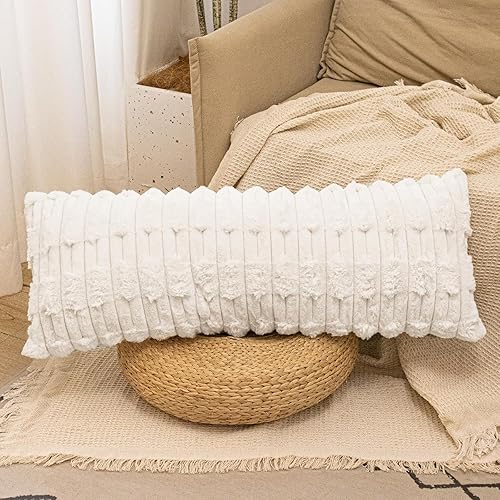 JoraLion Fundas de almohada largas de piel sintética de 14 x 36 pulgadas, color blanco crema, suave, decorativa, funda de almohada lumbar, lujosa
