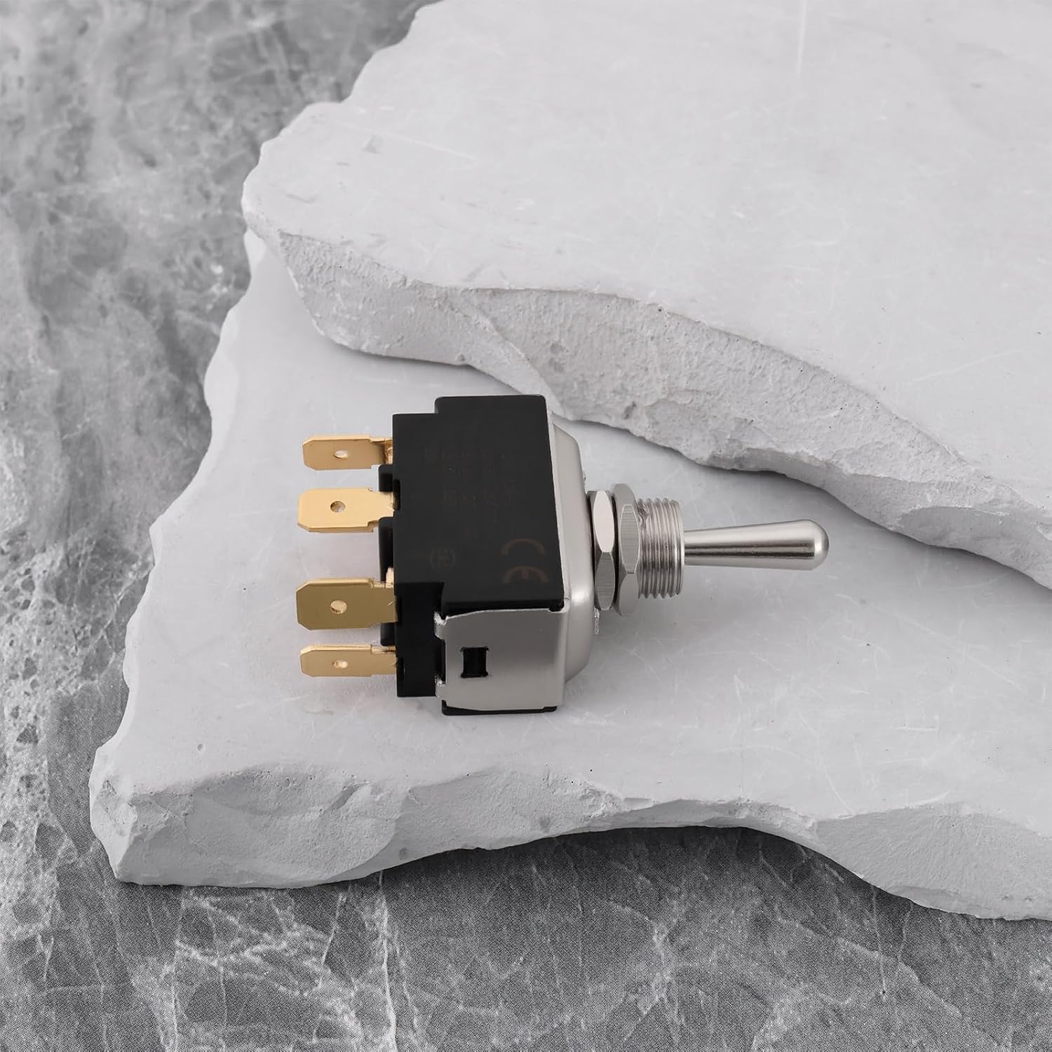 Create idea Threader Toggle Switch 44905 125 / 277V 20/15A Compatible with Ridgid 700