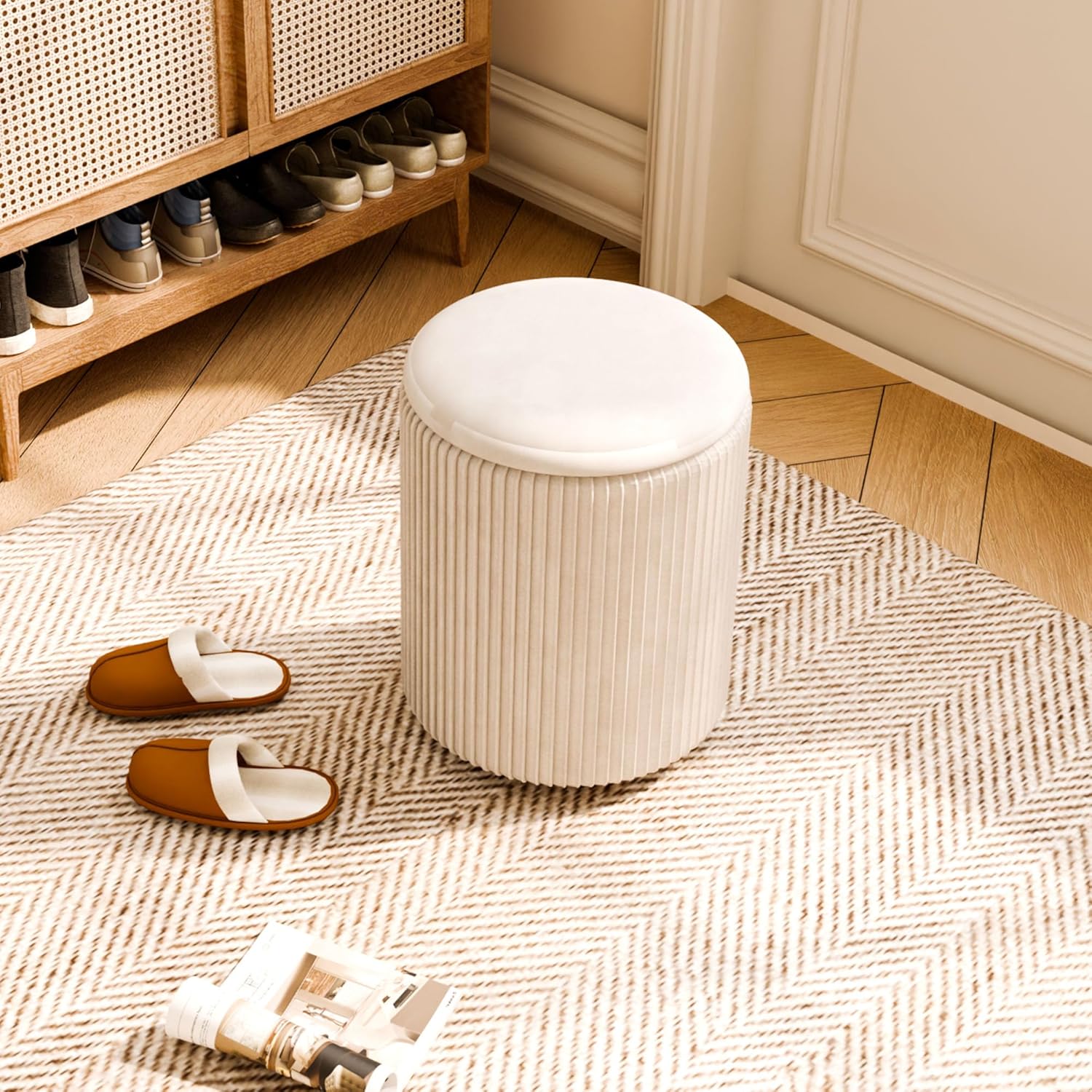 Ottoman with Storage Set of 2, Velvet Round Storage Ottoman, Upholstered Sponge Vanity Stool Support 300lbs, Multifunctional Coffee Table Foot Rest Ottoman for Living Room Bedroom, Beige