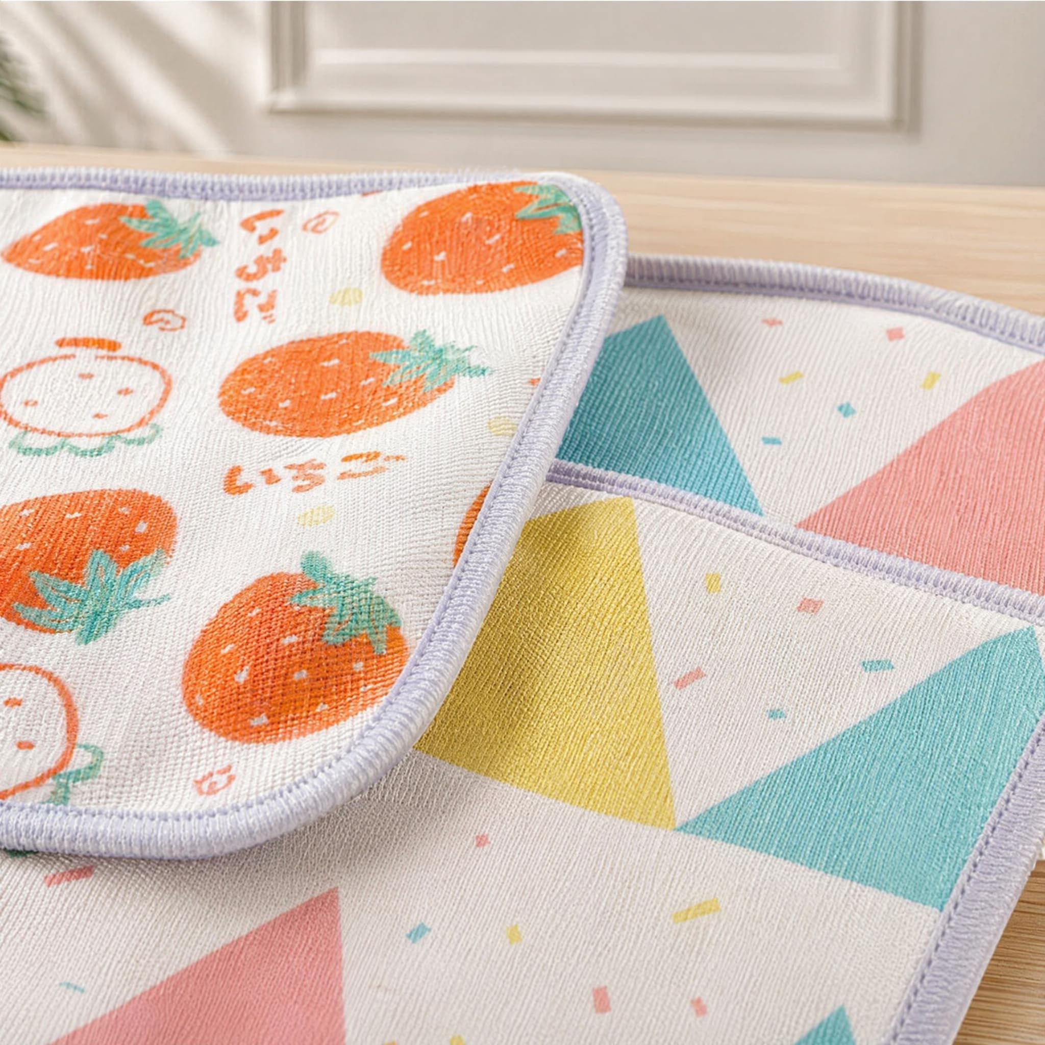 MIGIFTDY Kühlkissen für Kleintiere, Sommer-Eisseidenmatte für Kaninchen, waschbar, Meerschweinchenbett, atmungsaktiv, Hamsterkühler, ungiftig, Kaninchen-Schlafmatte für Käfig, 2 Stück