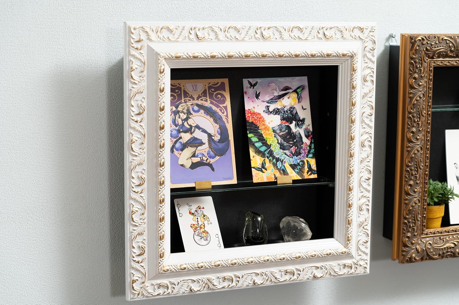 PaletteLife Rococo Style Shadow Box Wall Cabinet, Antique White Frame, Square Type, 11.8 x 11.8 (30x30cm), Depth 2.4" (6cm), Adjustable Glass Shelf, Wall Mount, BLT-635WH