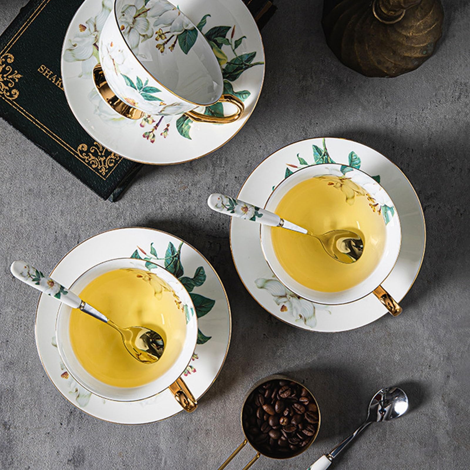 Brytyjski porcelanowy zestaw do herbaty w stylu vintage, kwiatowy ceramiczny zestaw do kawy, filiżanki i spodek dla 6 osób, retro filiżanki do kawy ze spodkiem i łyżeczką do kawy, na