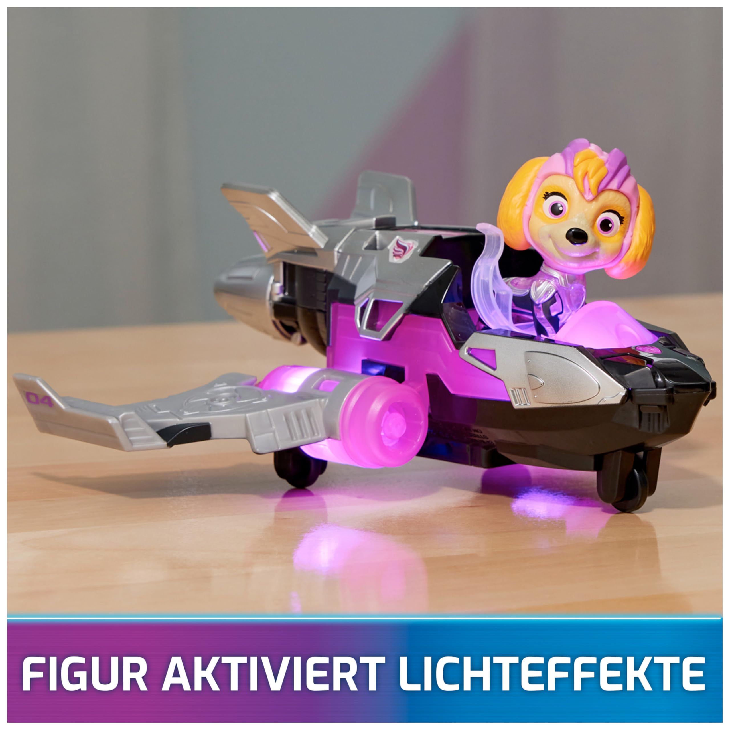  PAW Patrol: Der Mighty Kinofilm, Superhelden-Basis-Fahrzeug von Skye mit Welpenfigur, Flugzeug mit Licht- und Geräuscheffekten, Spielzeug geeignet für Kinder ab 3 Jahren in use
