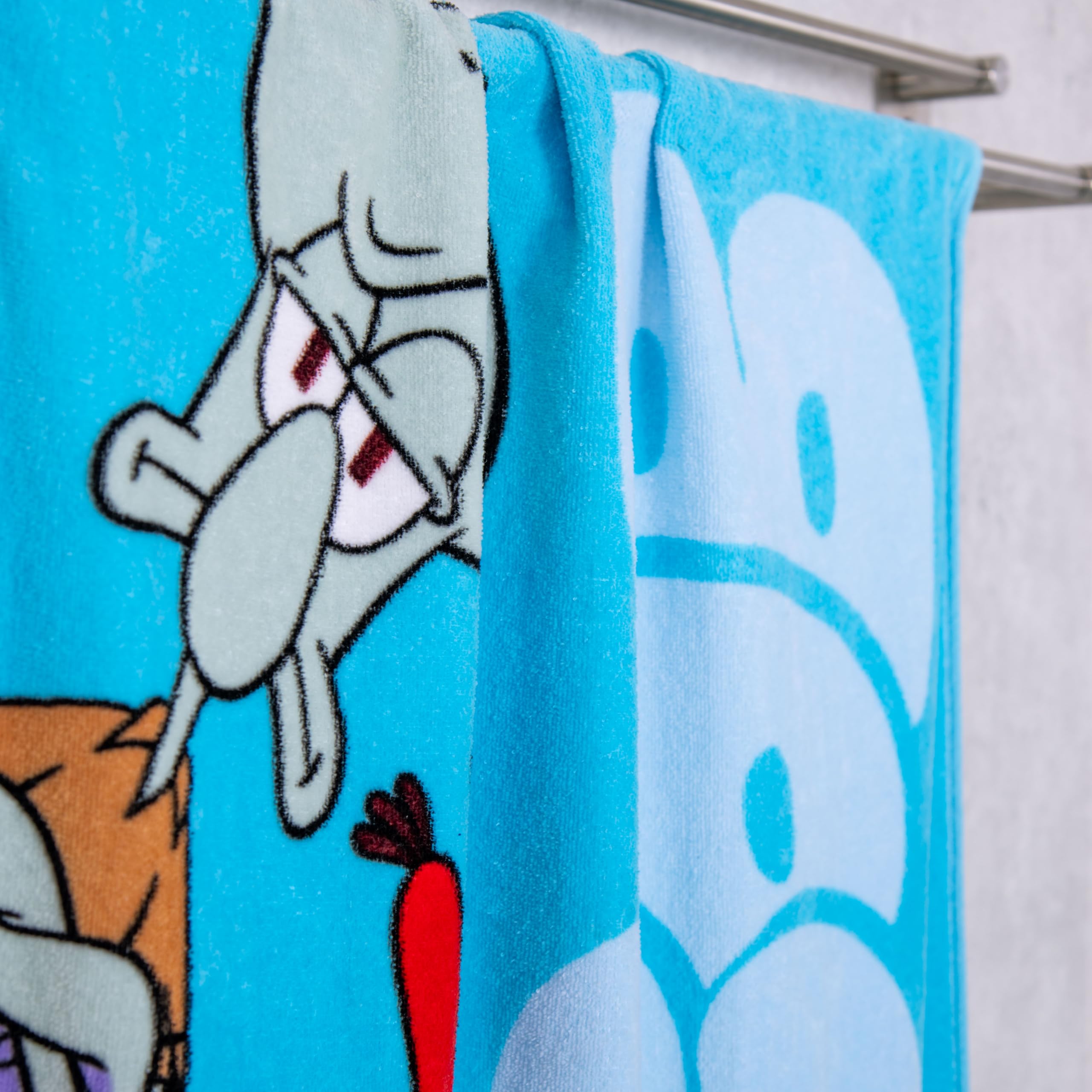 Herding Badetuch SpongeBob Schwammkopf, 75 x 150 cm, Kleines weiches Kinder-Handtuch für Bad und Strand, 100% Baumwolle
