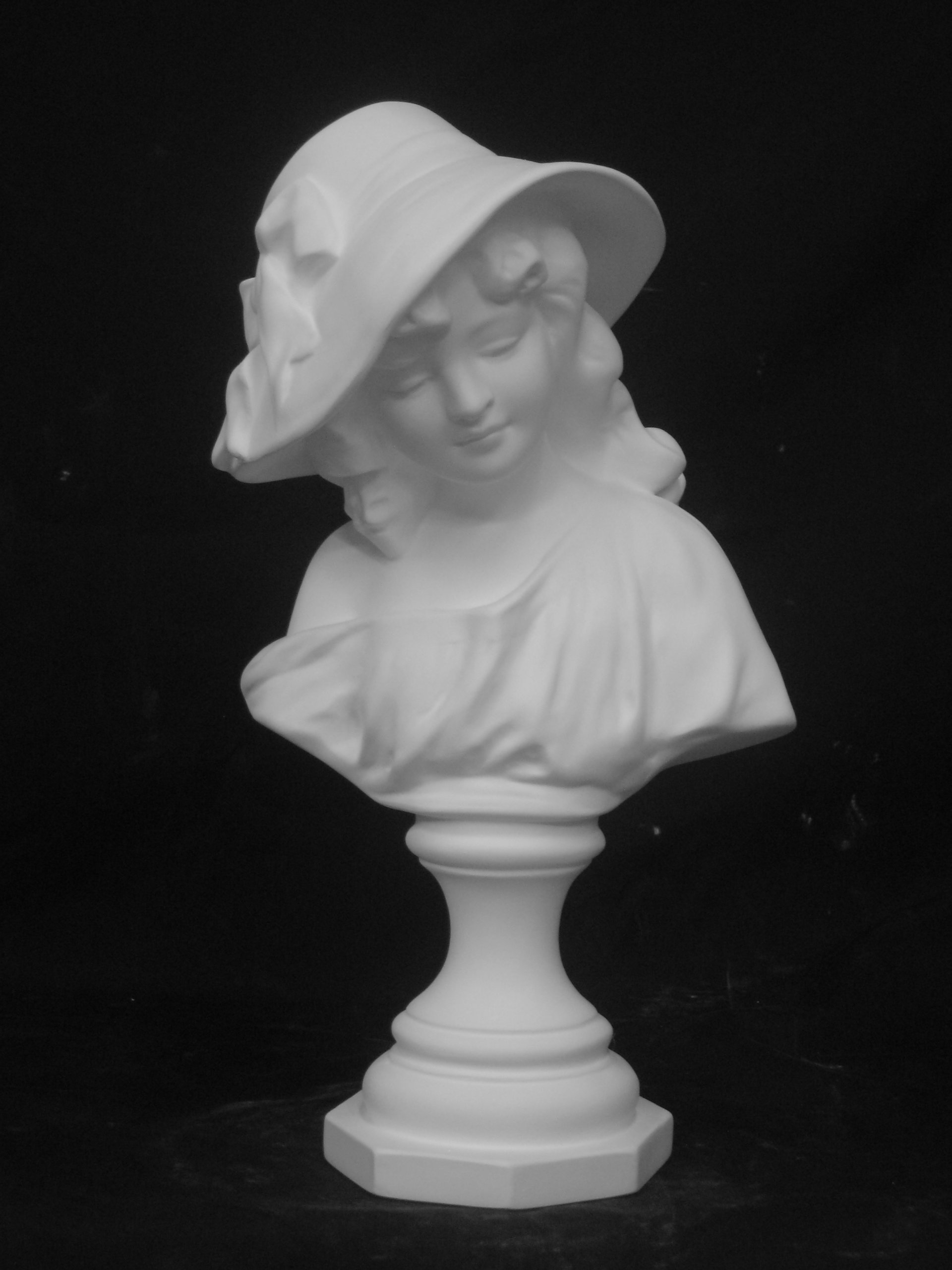 石膏像 水の精 ホワイト陶器製女性像 約65.5cm Amazon | art 