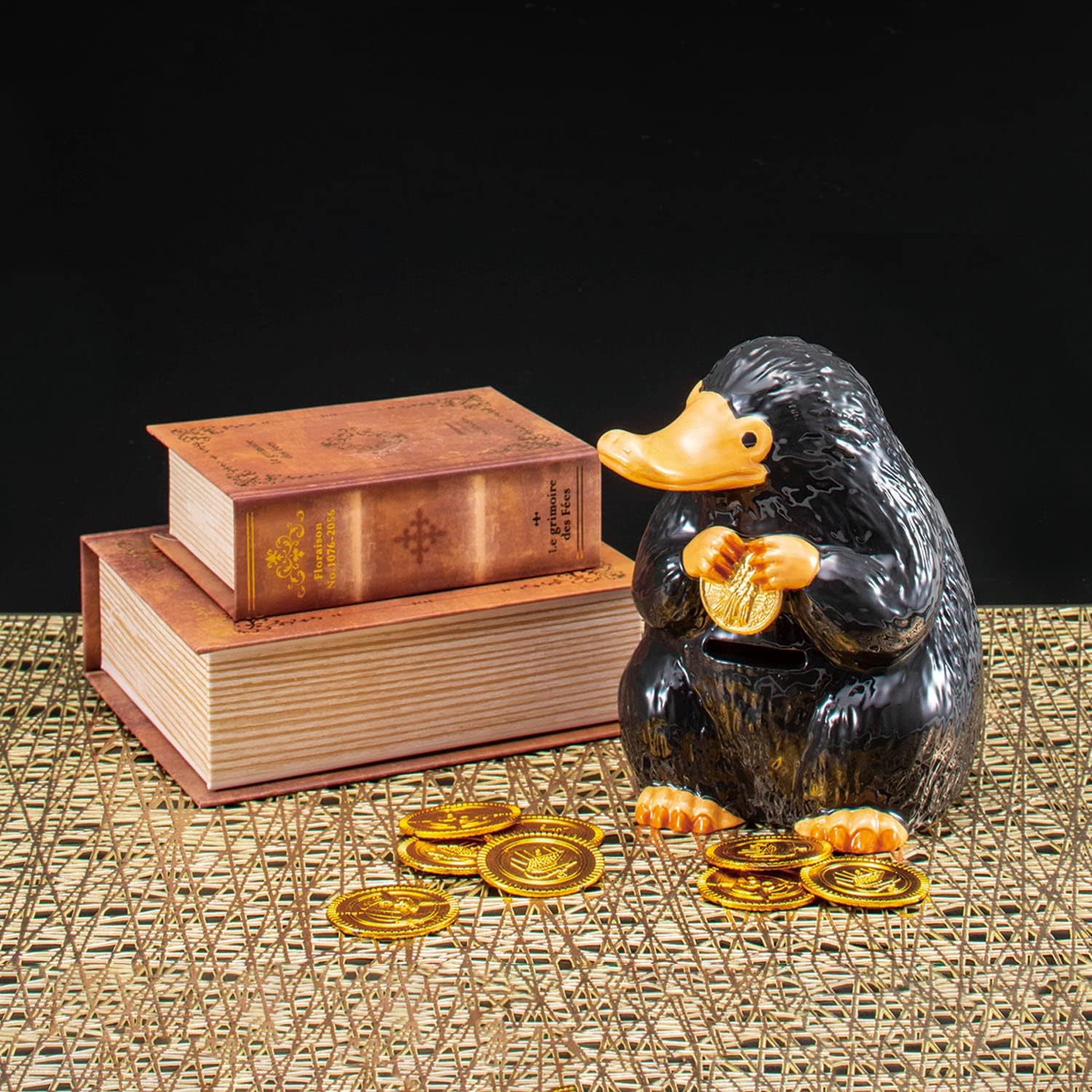 Sun Art Harry Potter Fantastic Beast Nifler Money Bank 4.7 inches (12 cm) SAN3731