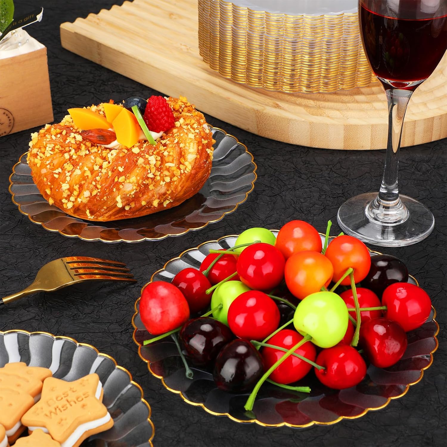 Hushee 50 Pcs Plastic Plates with Gold Trim 6'' Small Round Disposable Vintage Dessert Plates for Party Birthday Buffet Wedding Catering Celebration Reception (Clear) - Image 4