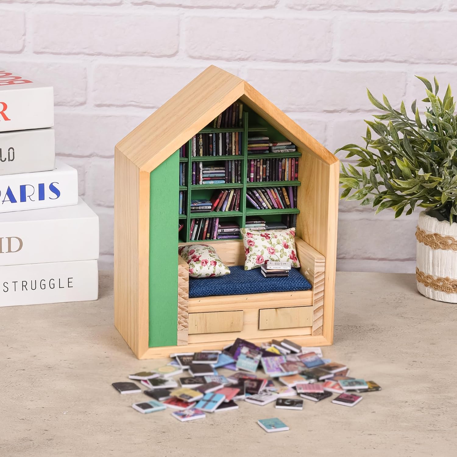SIHPTO Stress Relief Mini Bookshelf with 300pcs Mini Books，Small Nook Decor for Book Lovers, Miniature Book Library,Stress-Relieving Gifts for Family and Friends