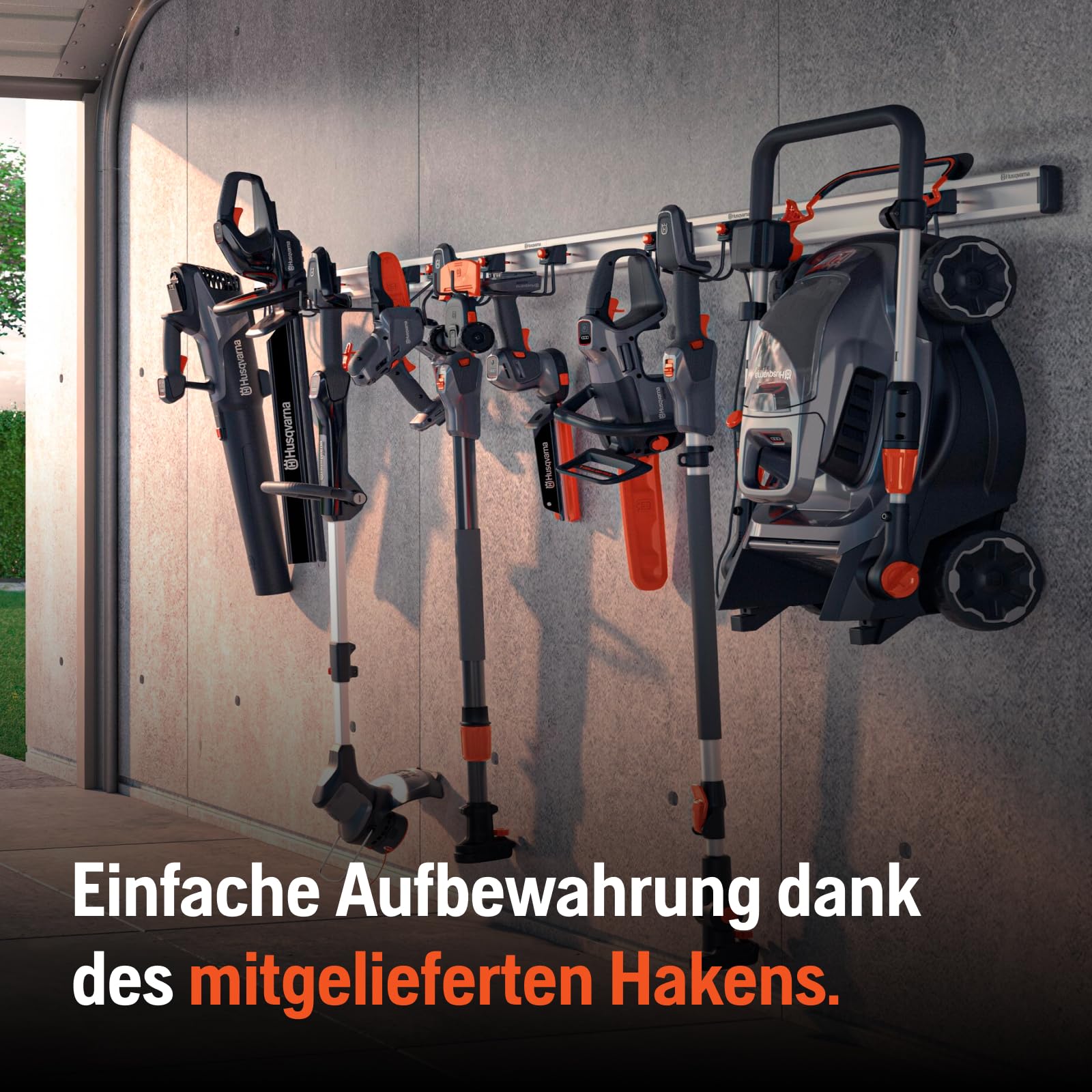 Husqvarna Akku-Kettensäge C15X-P4A 18V inkl. B72 Akku und Ladegerät | Für präzise Schnitte dank feiner Kette und hoher Schnittgeschwindigkeit