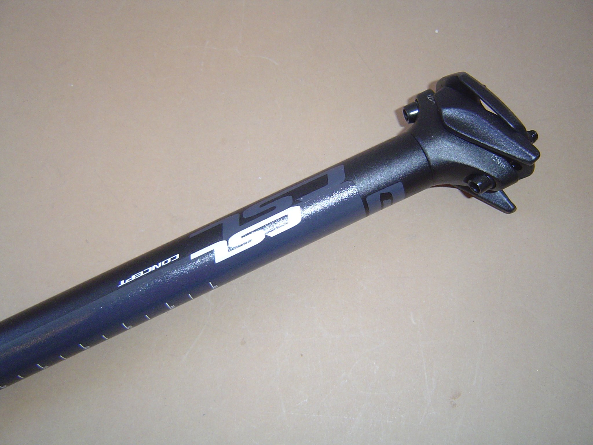 Concept CSL Design aluminium seatpost black 27.2 x 400 mm NEW Sports & Outdoors