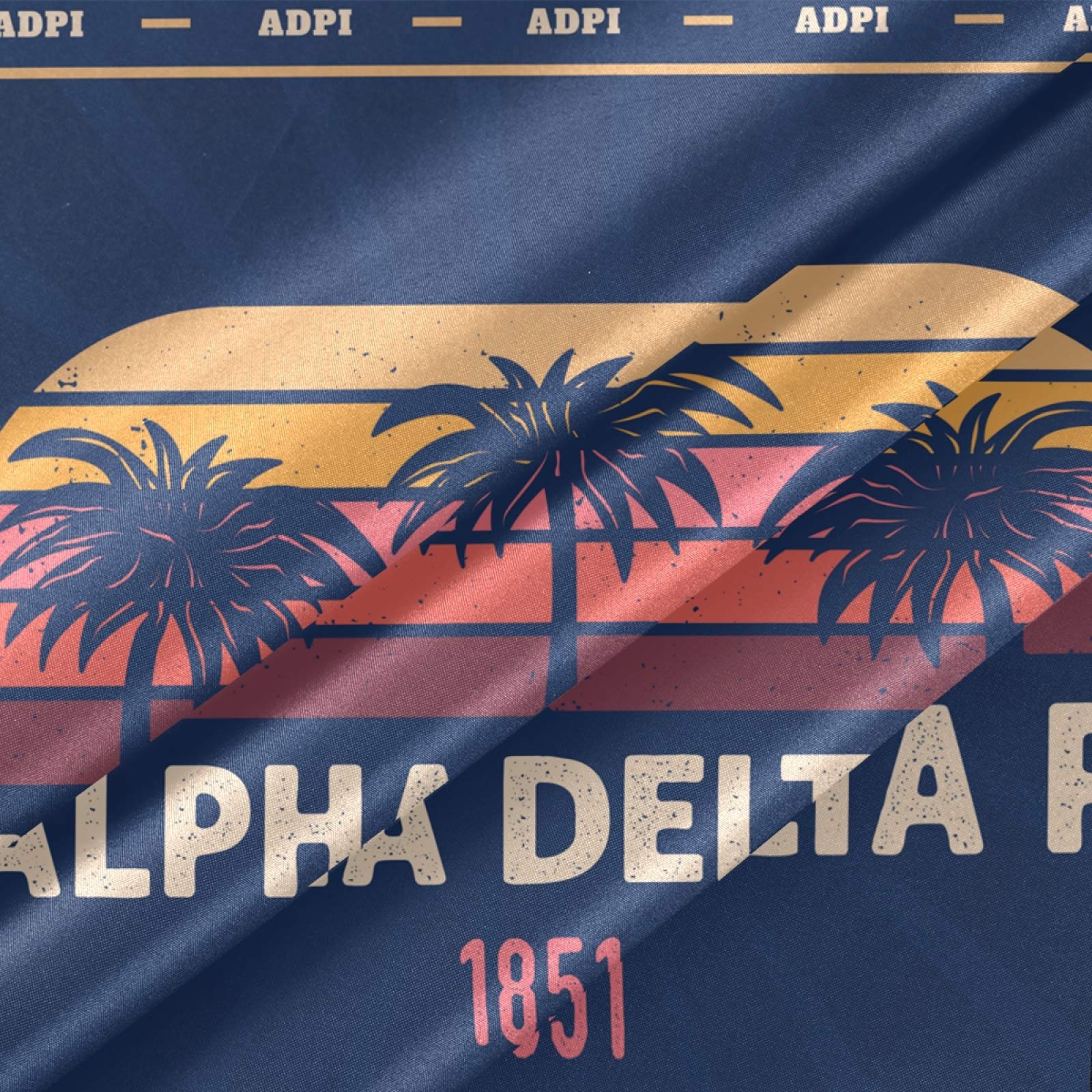 Alpha Delta Pi (ADPi) Wandflagge – 90x150 Cm, Retro Palmen Design, Offizielles Lizenzprodukt