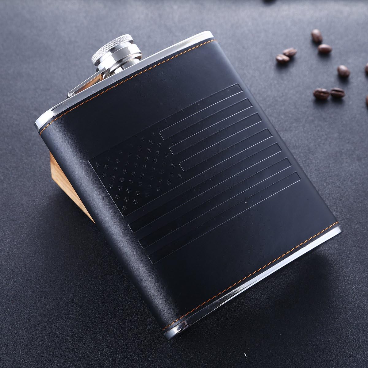American Flag 18 oz Black Stainless Steel Whiskey Hip Flasks for Liquor with Leather Wrapped