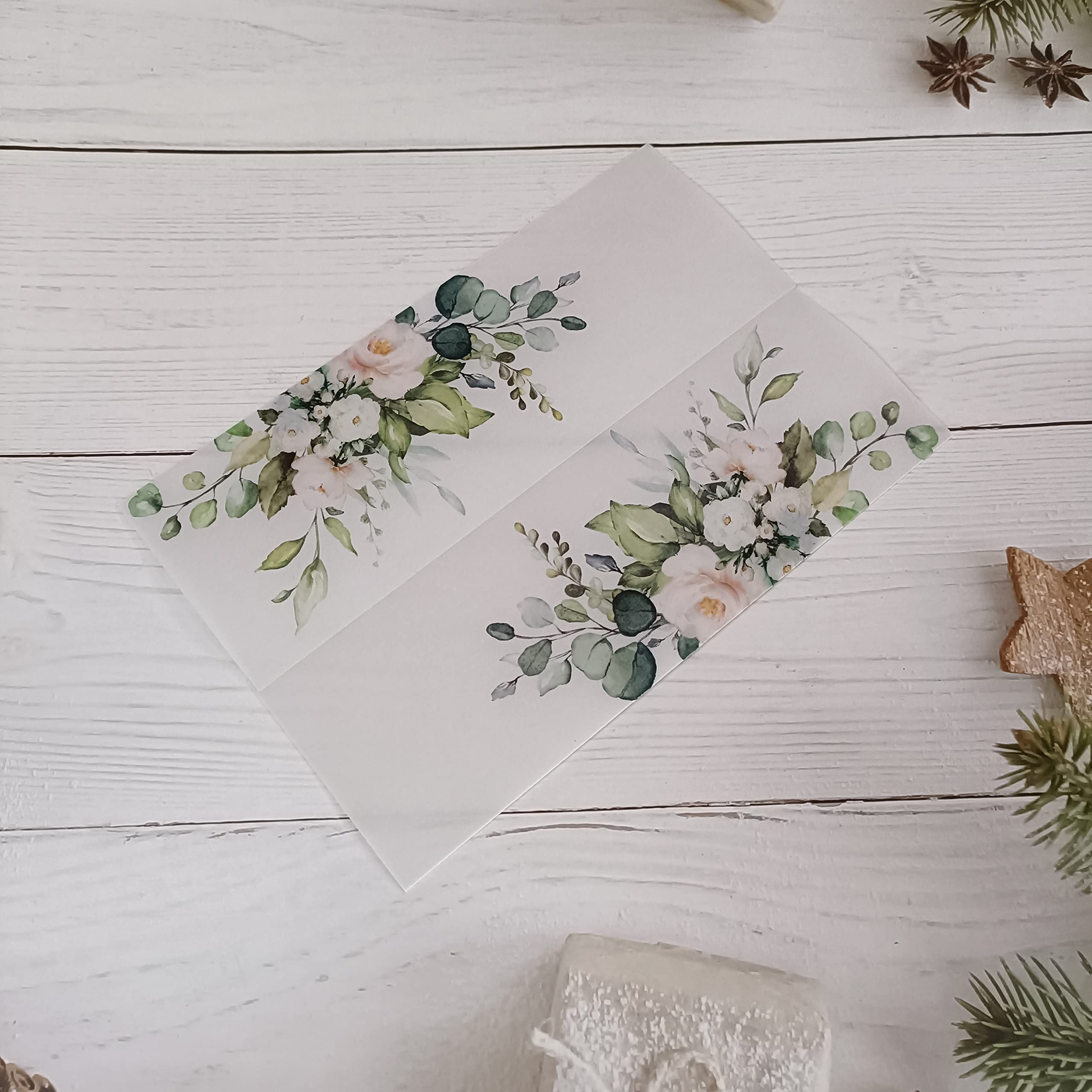 Zaproszenie na ślub Karty z welinową marynarką, 50 szt. Kwiatowych zaproszeń brokatową etykietą i kopertą Welinową kurtką do wydrukowania(Green Flower,Just Vellum Wrap)