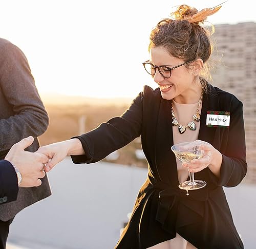 Miniatura 2 de Avery Etiquetas de nombre a cuadros de pino y bayas rojas, etiquetas de regalo de Navidad, sin levantamiento, sin rizos, solo escritura a mano, 36