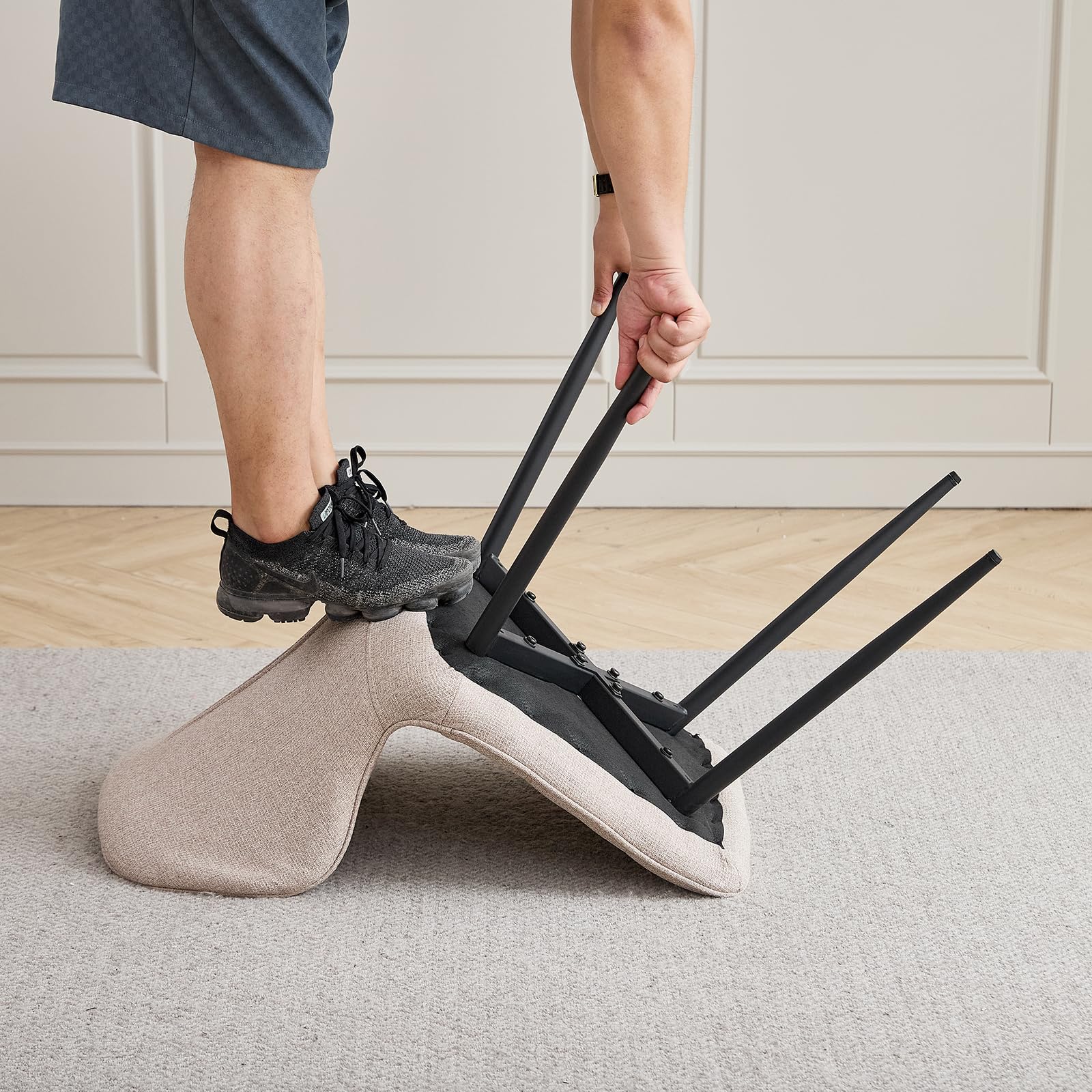 GrandCA HOME Set di 4 Sedie da Pranzo Imbottite in Lino con Schienale e Gambe in Metallo Nero, Sedia da Soggiorno per Cucina, Sala da Pranzo, Camera da Letto - Cachi