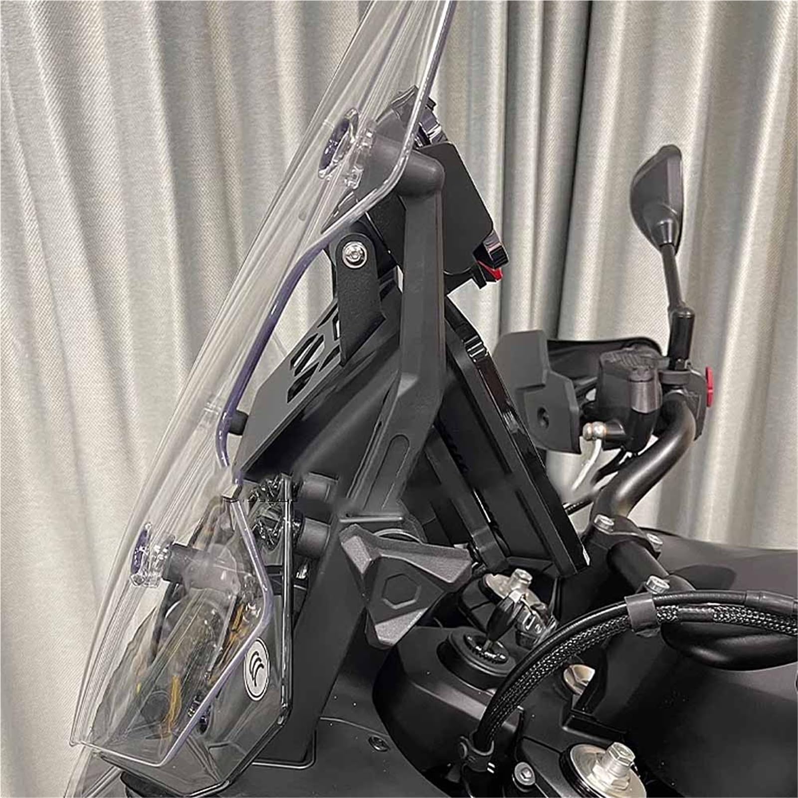Support De Navigation GPS Avant pour Moto pour CFMOTO 800MT (2023-2025) avec Chargeur sans Fil Intégré