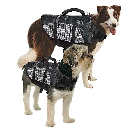 MAZORT Dog Life Jacket, Camouflage Lifesaver Vest, Reflective & Adjustable Preserver with Rescue Handle for Swimming Boating & Canoeing (Army, X-Small)
