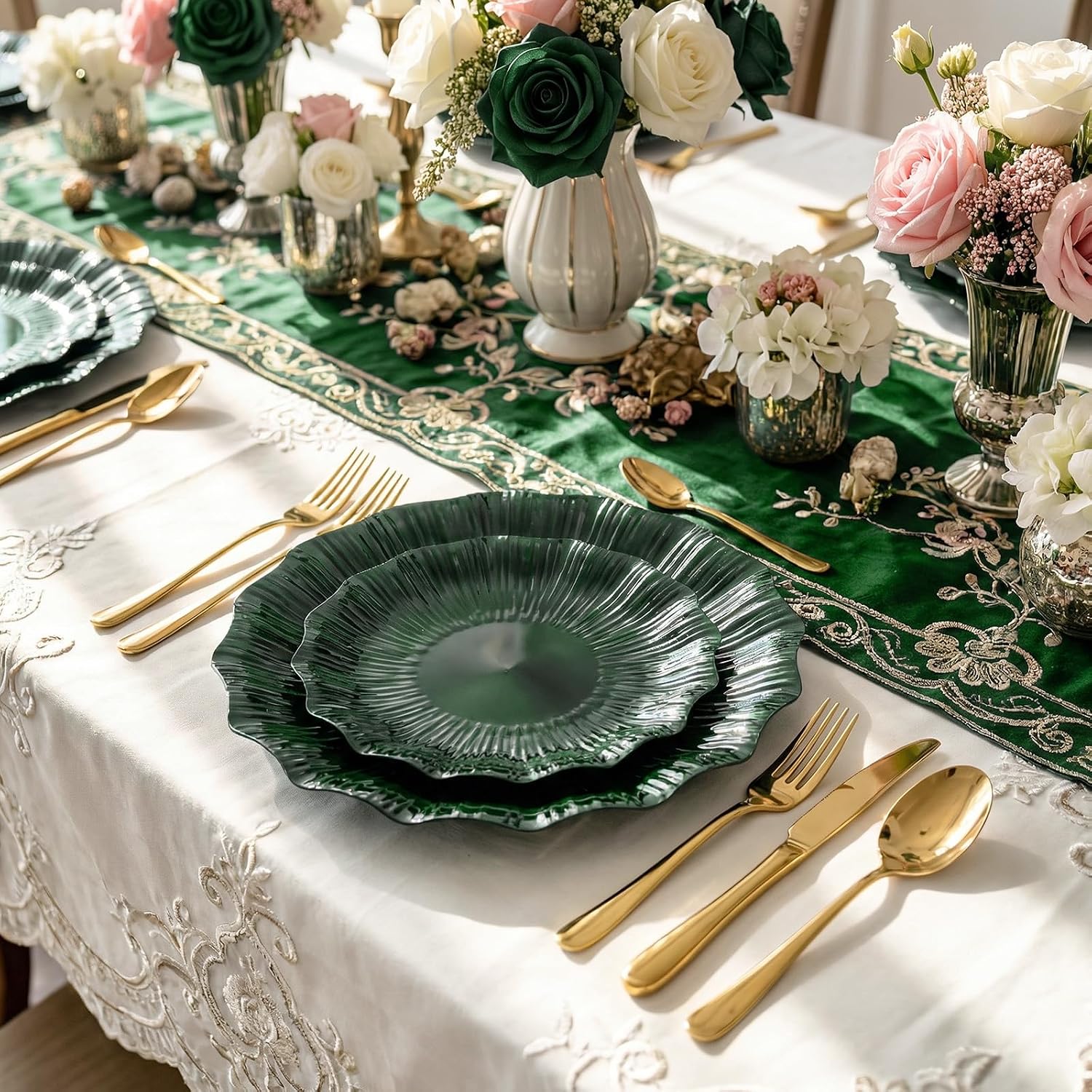 Rubtlamp 60Pcs Green Scalloped Plastic Plates, Emerald Green Heavy Duty Disposable Floral Plates, Elegant Fancy Party Plates Include 30 Dinner Plates 30 Salad Plates for Weddings, Bridal Showers image 4
