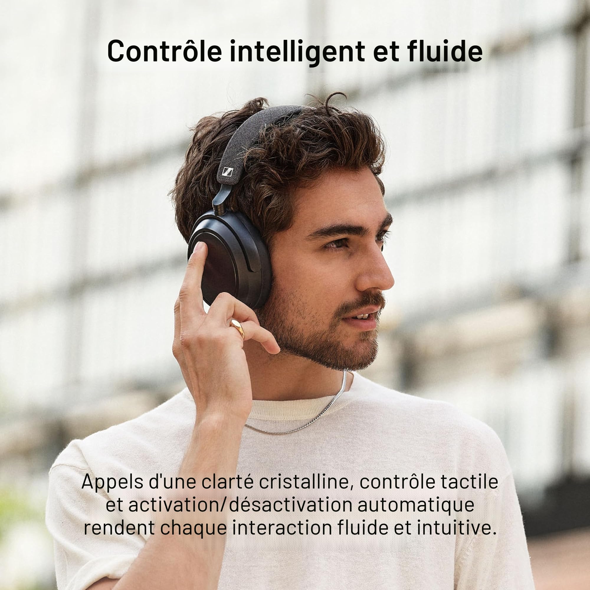 Sennheiser Momentum 4 Écouteurs sans Fil Bluetooth avec réduction adaptative du Bruit pour des appels cristallins 60 Heures d'autonomie Son Personnalisable, léger et Pliable Graphite, 700383