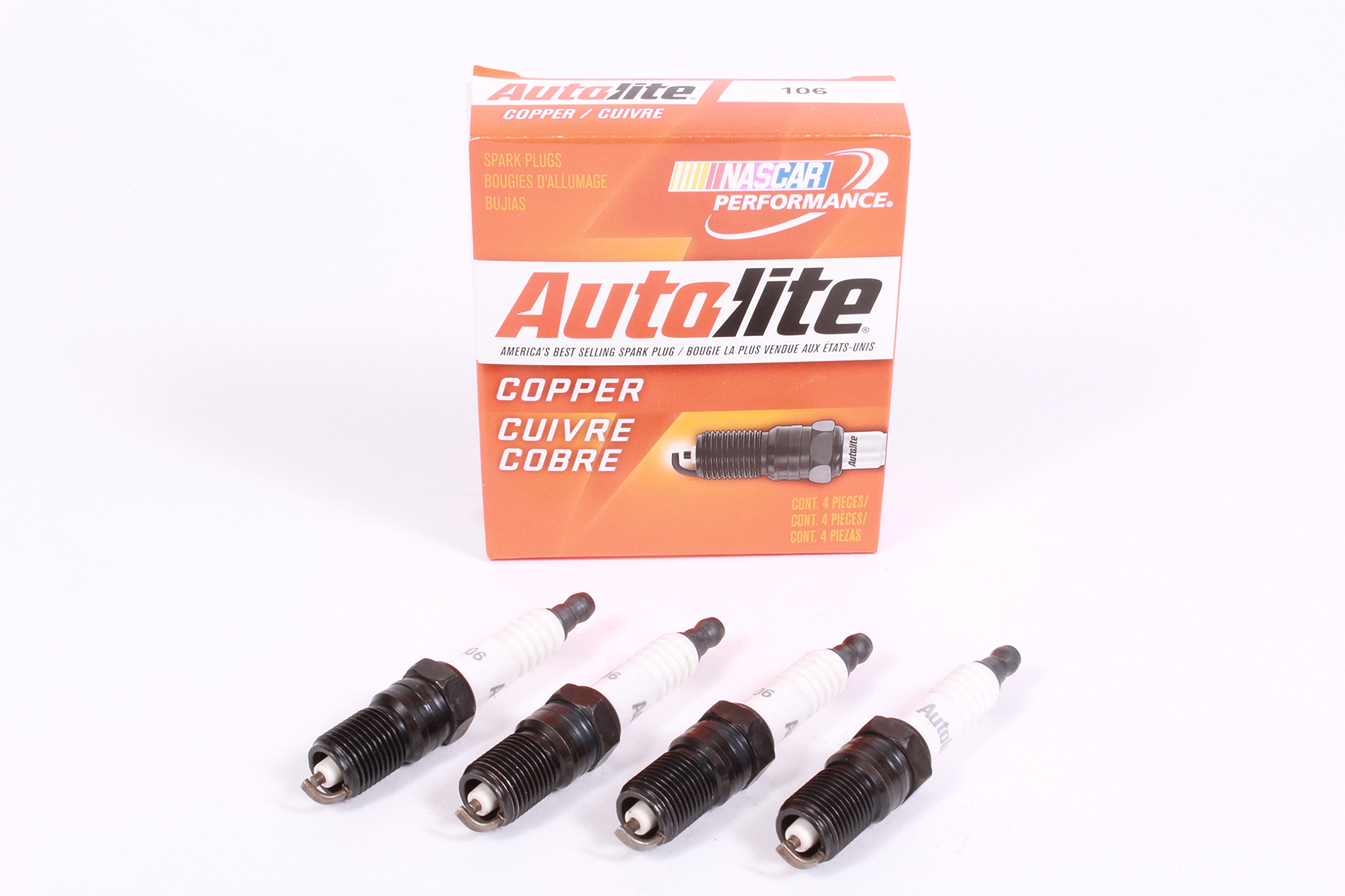 Box of 4 Genuine Autolite 106 Copper Resistor Spark Plugs
