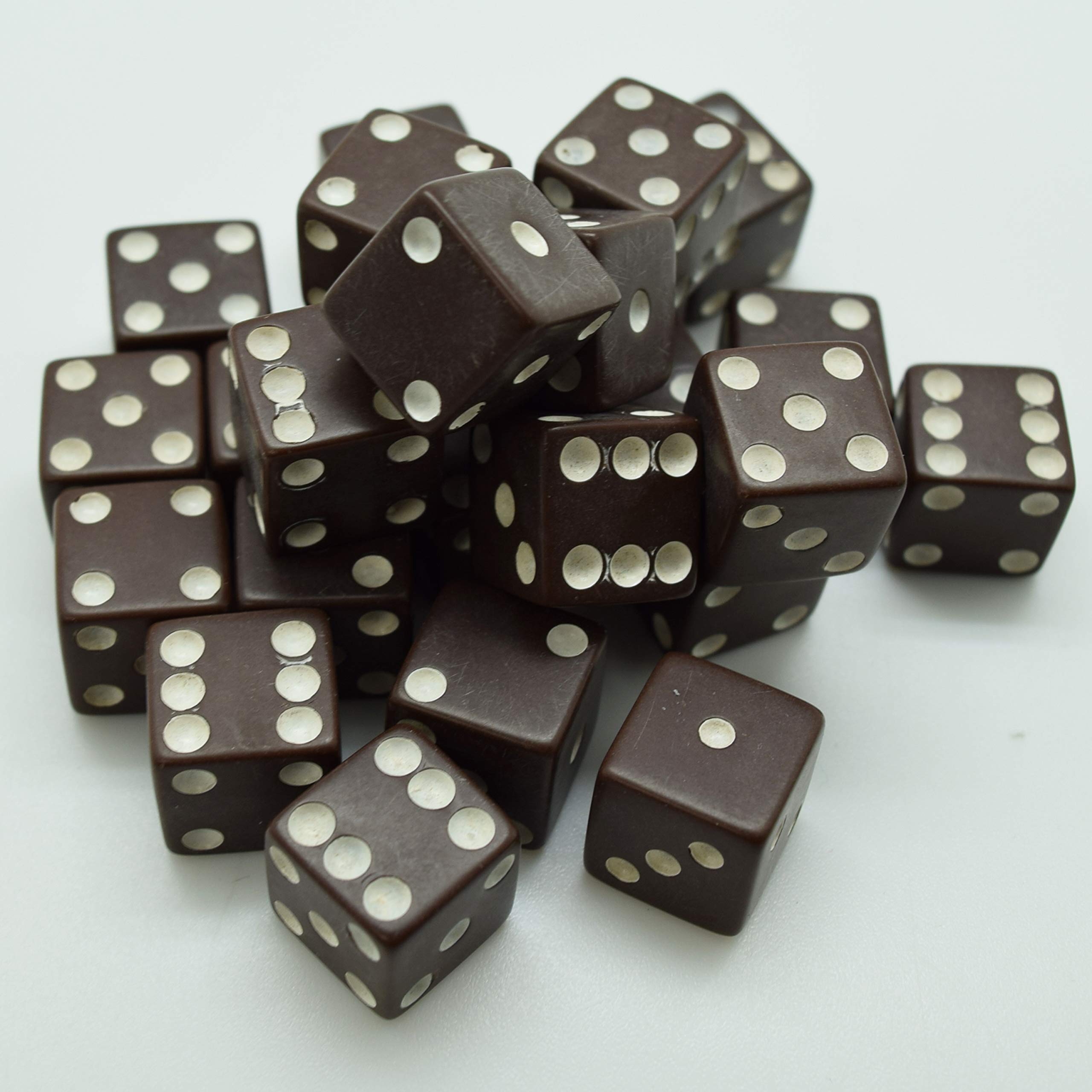 Vegas Gaming Supplies Home Game Dice - 25 Used Brown Dice 14mm Casino Home Games