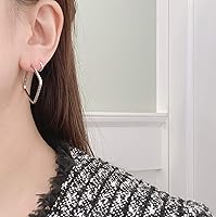 Vista 7 de Aretes en oro amarillo o blanco de 14K de 1.5mm de grosor (8x 8mm)