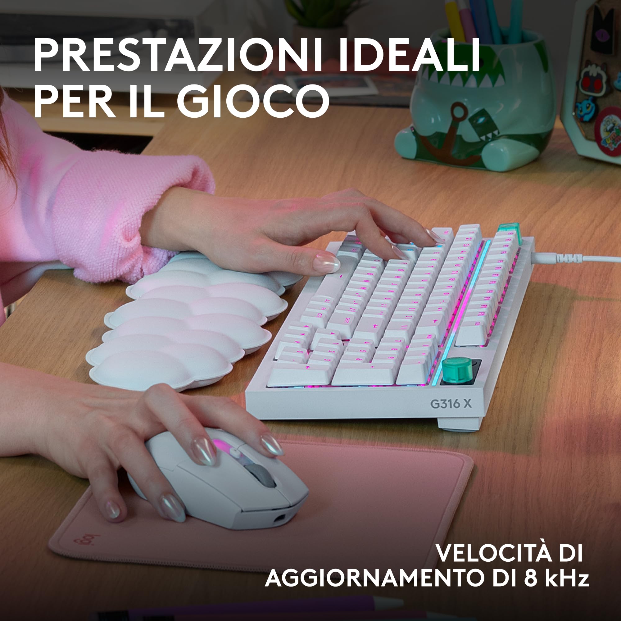 Logitech G G316 X 98, tastiera gaming, 8 kHz, switch Tactile hot-swap, struttura a guarnizione, display LED matrice & manopola, tasti PBT bicomponente, USB-C, RGB LIGHTSYNC, PC, ITA QWERTY - Bianco