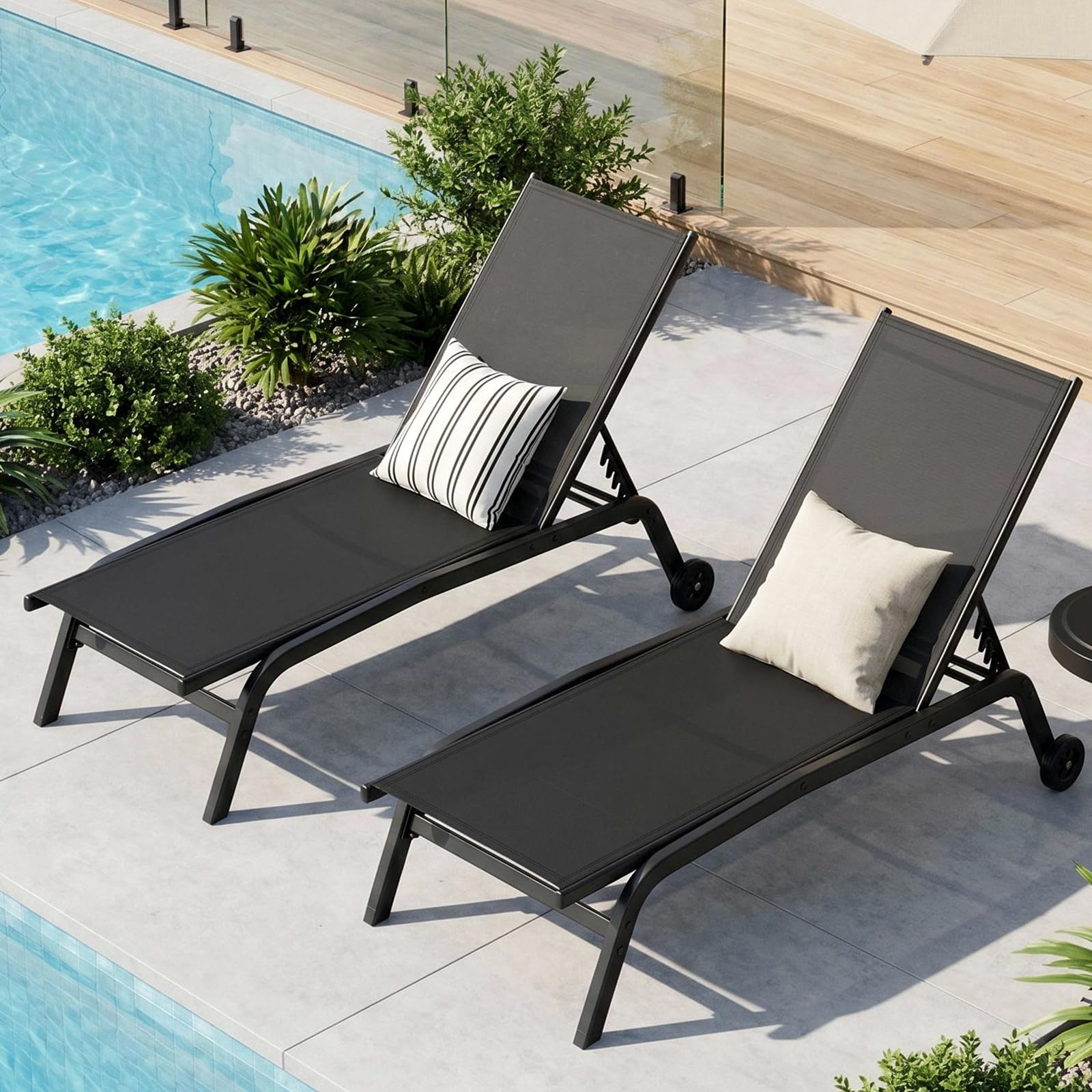 LIFERUN Sonnenliege mit Rollen, Gartenliege 2er Set, wetterfeste, 5-Fach Verstellbarer Rückenlehne, Outdoor Liegestuhl, Relaxliege bis 120kg belastbar, für Garten, Poolbereich, Balkon, Schwarz