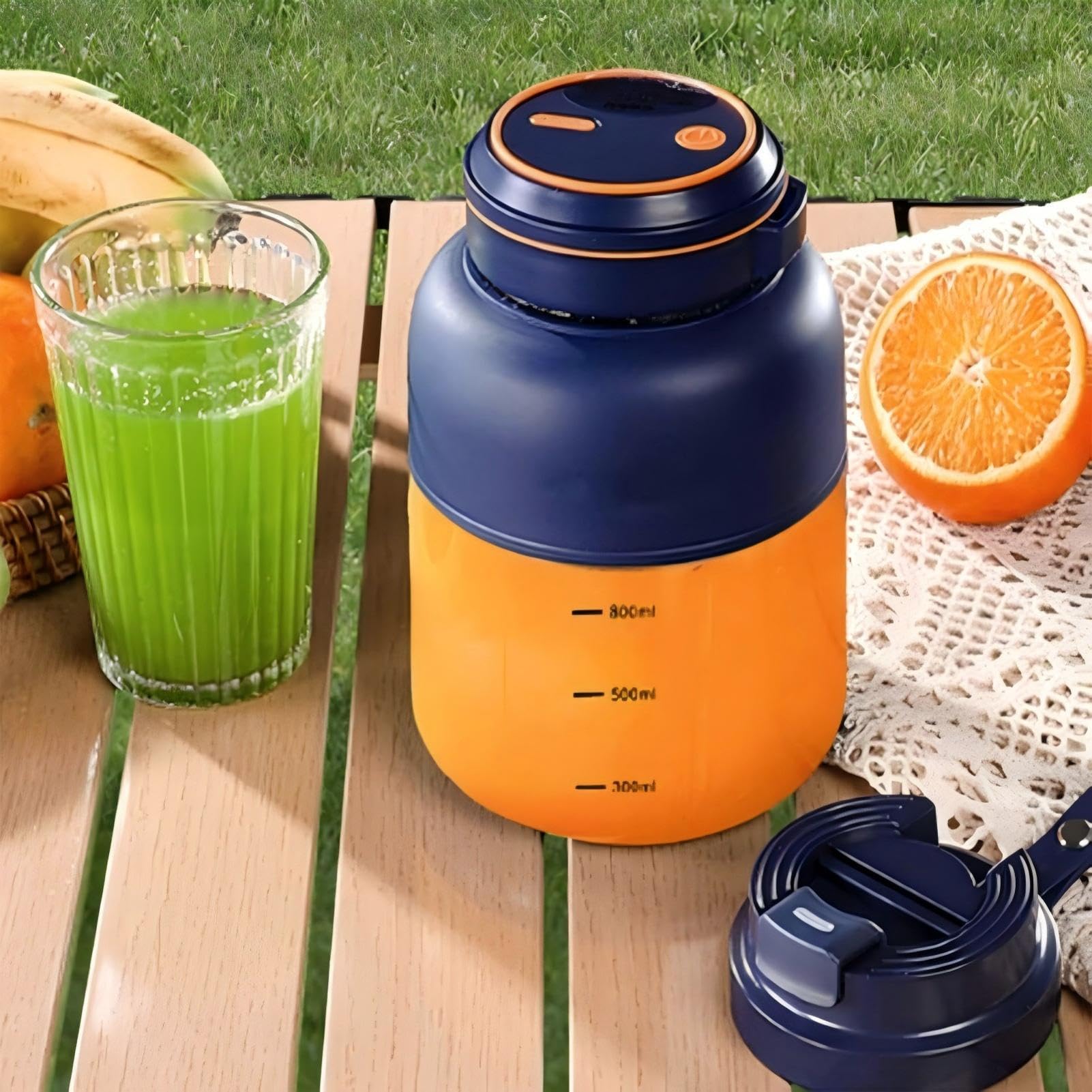Spremiagrumi portatile, frullatore personale per frullati e smoothie, 27 oz/44 oz, ricaricabile con doppio coperchio, ideale per sport, viaggi e uso quotidiano (Blue - 44oz)