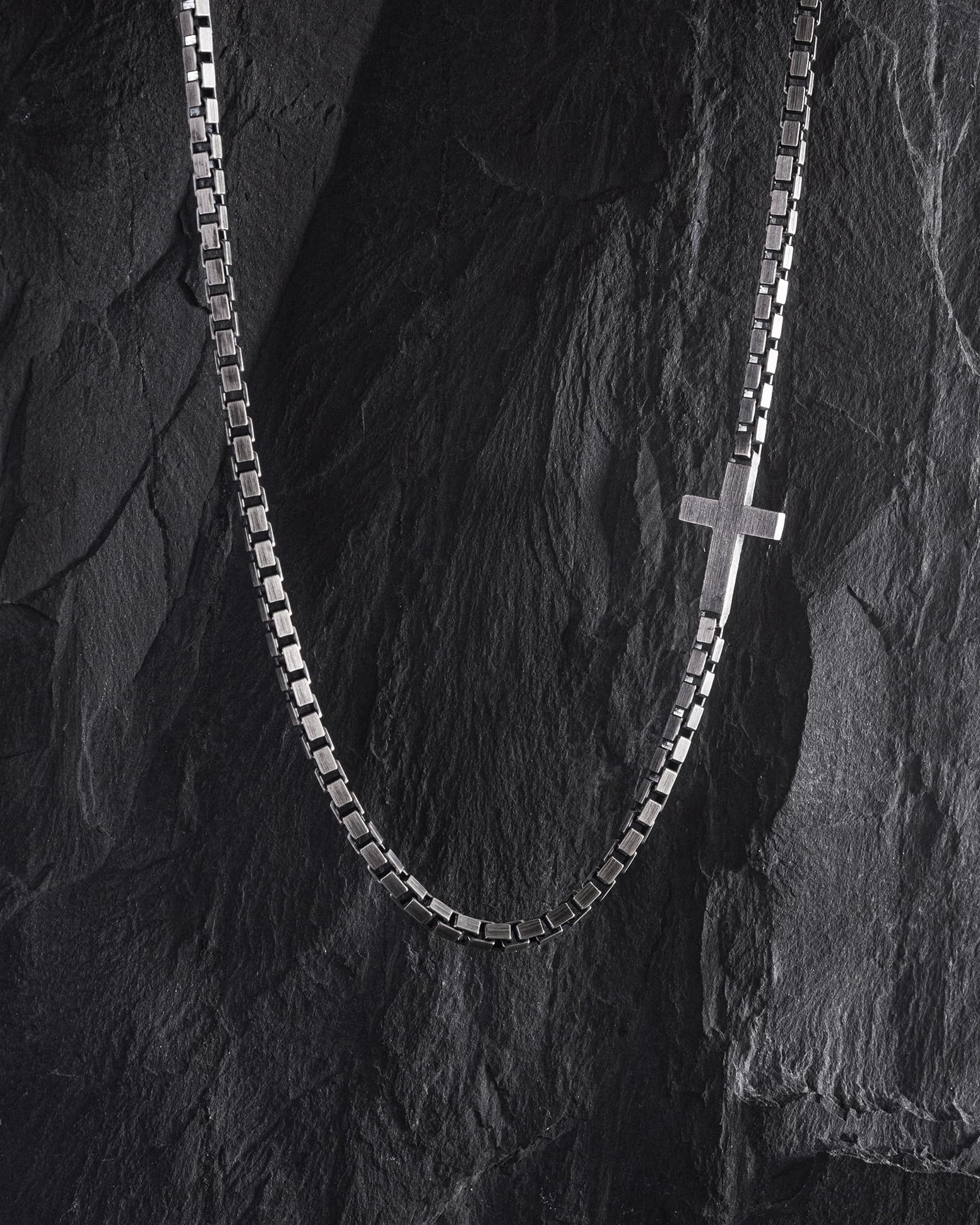 Collar con cruz de plata de ley 925 unisex – Collar cristiano con colgante de cruz, joyería espiritual para la fe, protección y fuerza