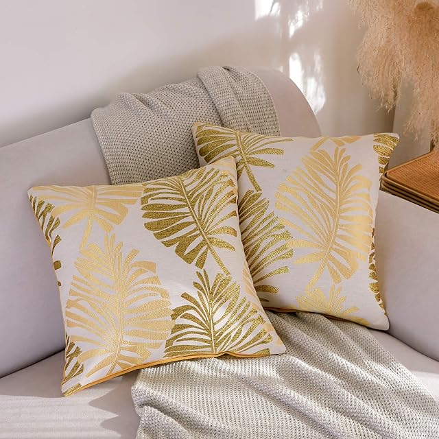 Btyrle Cushion Covers Pack of 2 Decorative Velvet Throw Pillow Cover Soft Pillowcases with Invisible Zipper for Sofa and Couch 45x45cm 18x18 Inch Yellow
