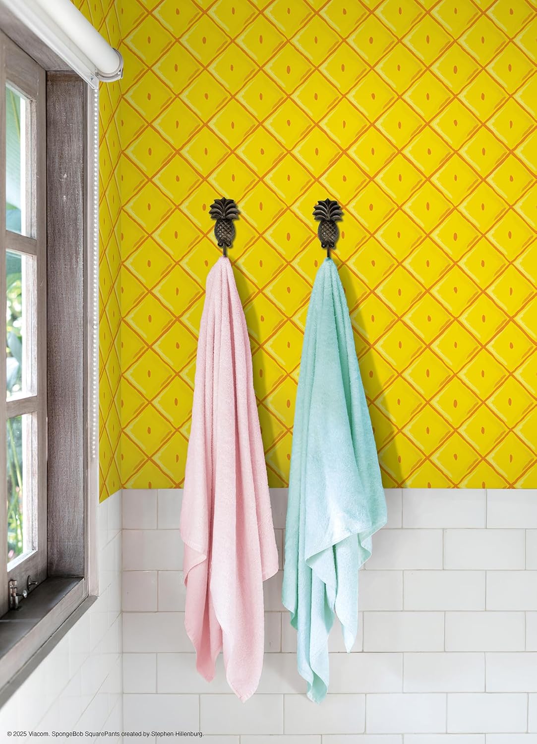 RoomMates Spongebob Squarepants Pineapple Yellow Peel and Stick Wallpaper, RMWS1364