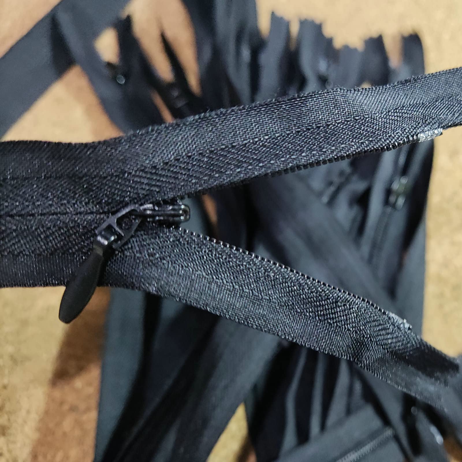 Leekayer 16 Inch Black Nylon Invisible Zippers, 25 PCS Bulk, DIY Sewing, Crafts, Bags, Coat, Repair, 16inch - Image 3