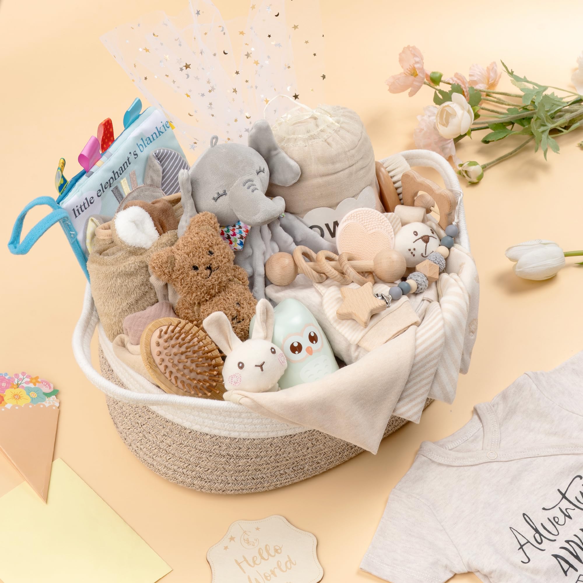 Regalo de bebé de 30 piezas - Cesta de regalo grande, ideal como regalo de recién nacido para niños y niñas. Incluye: toalla de baño con capucha, juego de bebé, peluche, sonajero, peine y tarjeta de